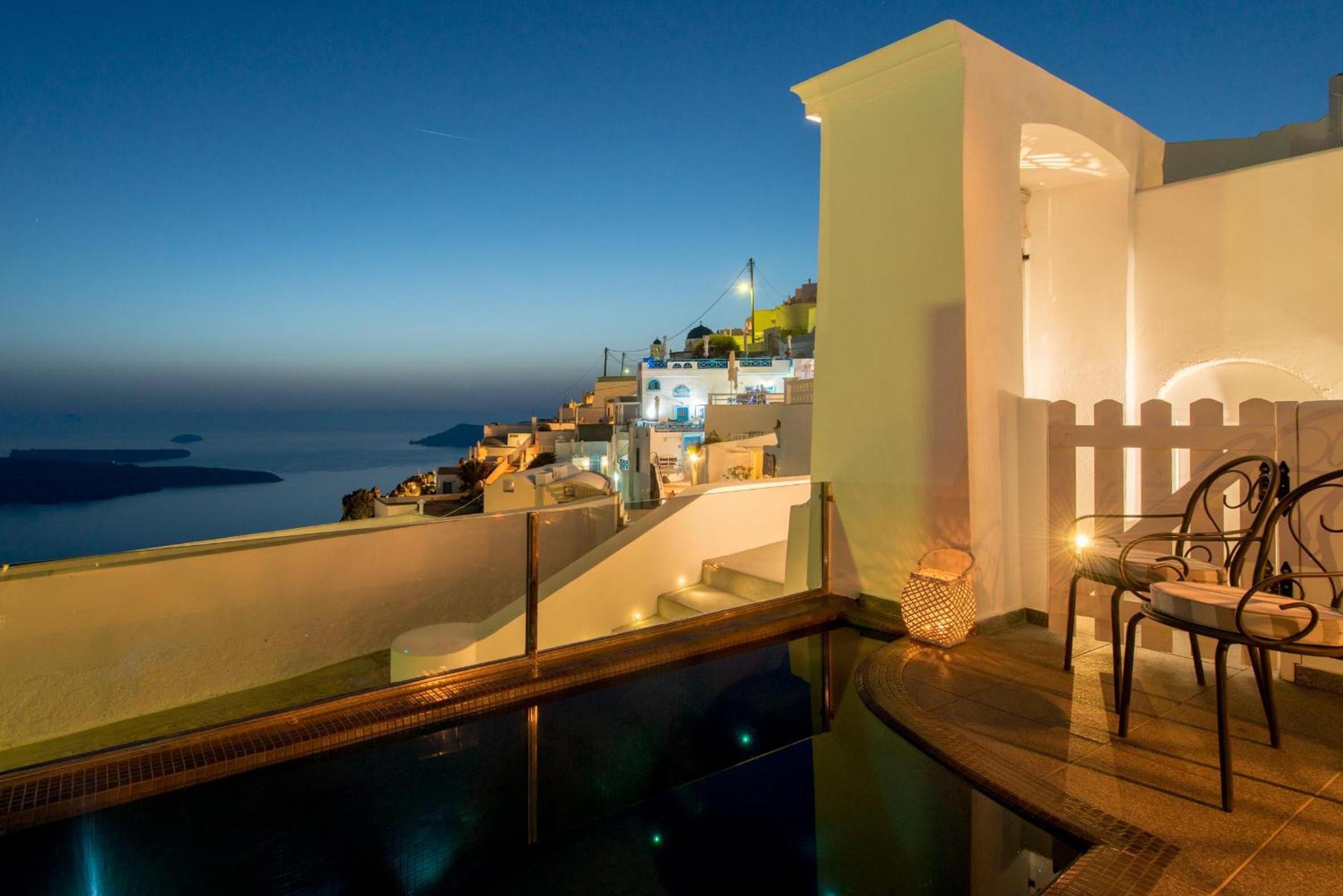 King Suite with Plunge Pool and Caldera View - Photo 21