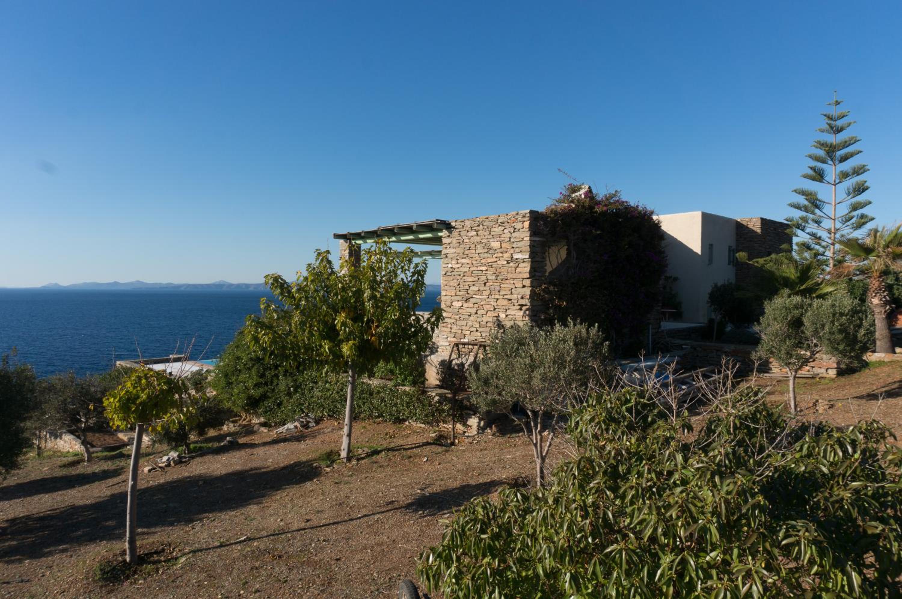 Villa with Sea View - Photo 3