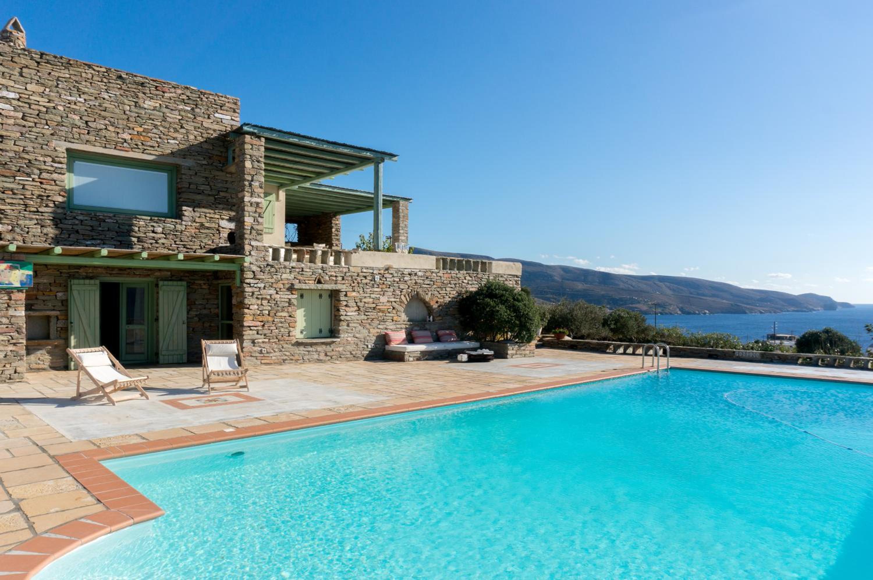 Villa with Sea View - Photo 21
