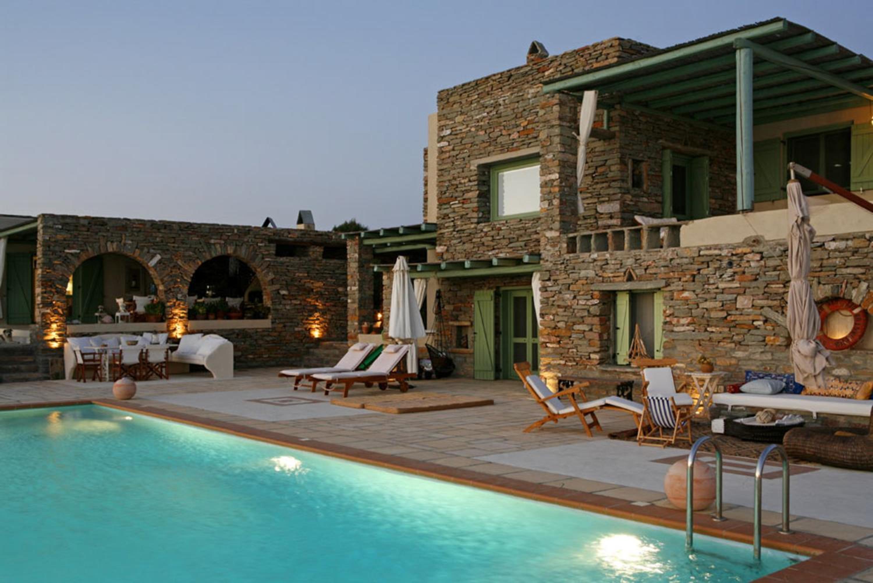 Villa with Sea View - Photo 4