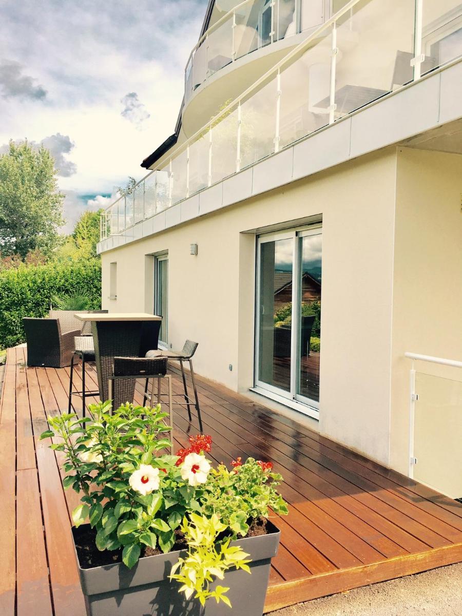 Apartment with Terrace photo 3