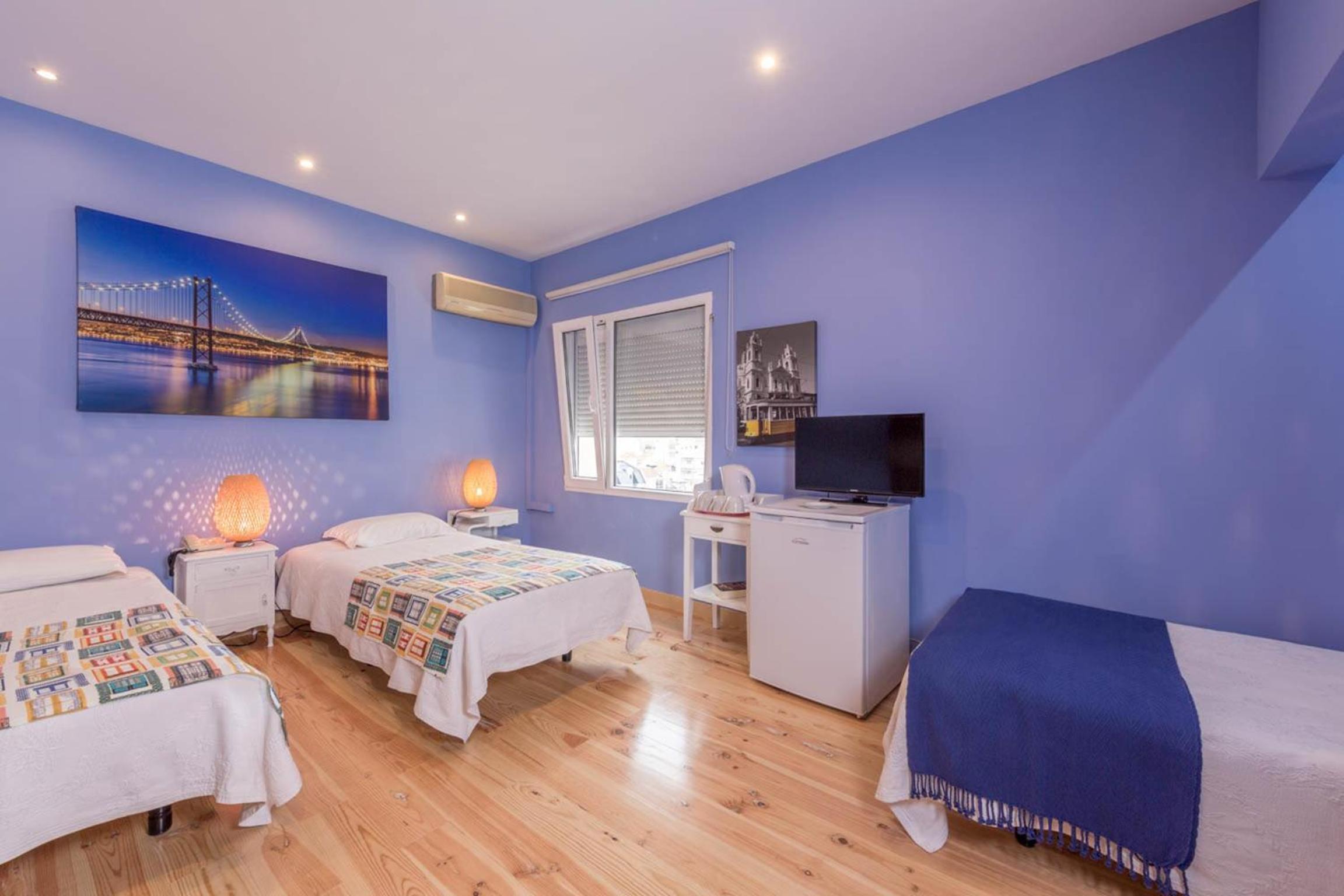 Triple Room with Private Bathroom