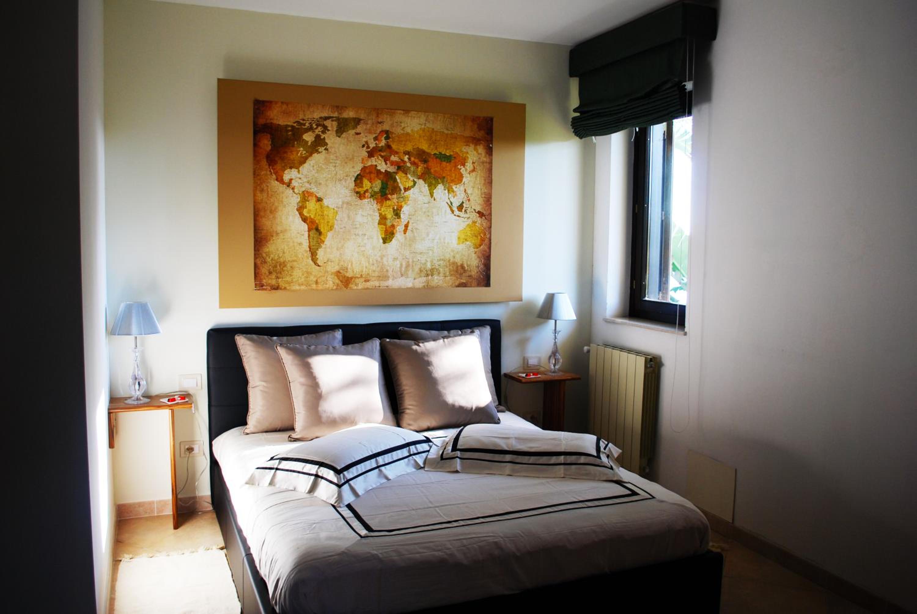 Apartment with Garden View