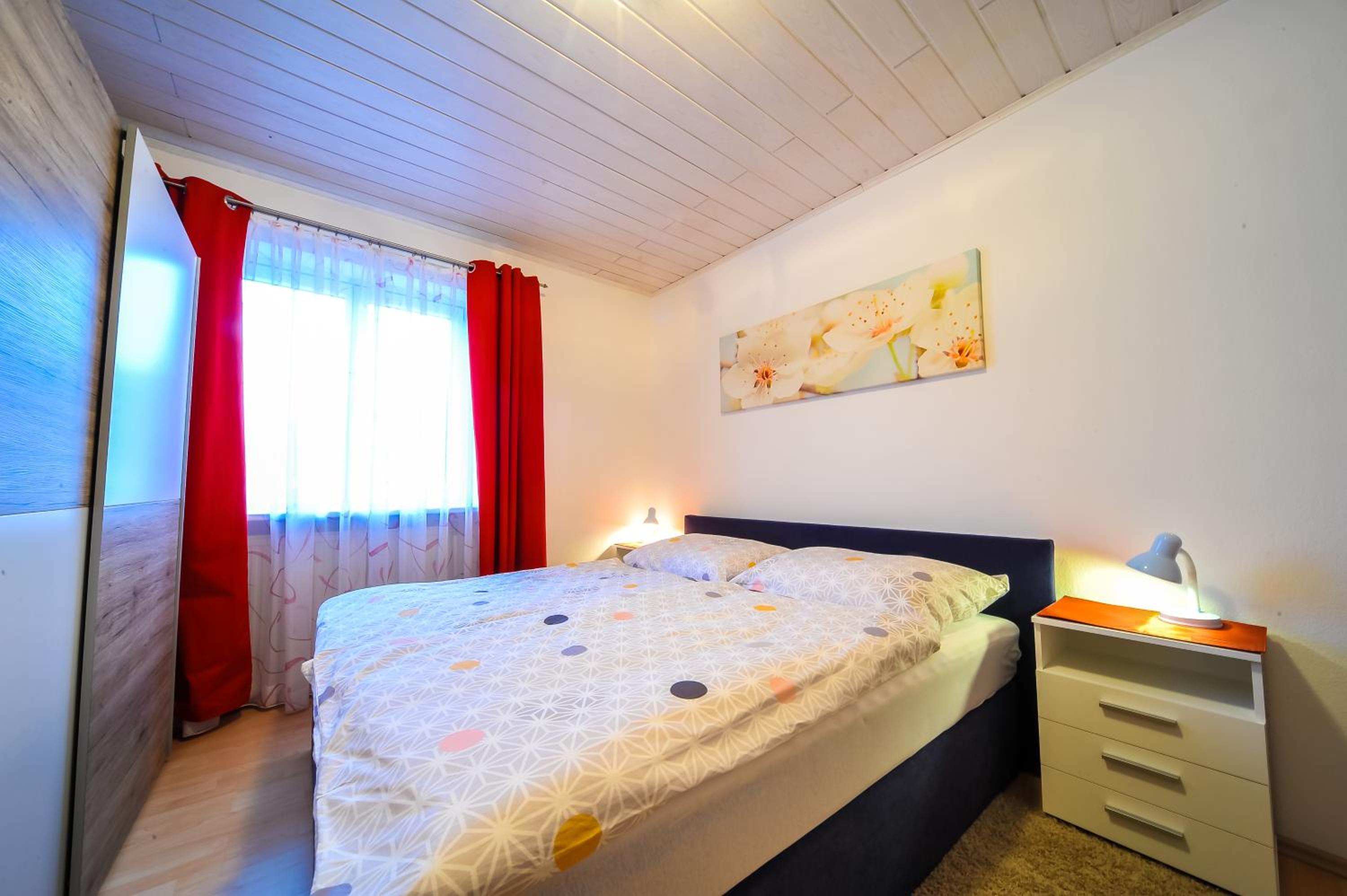 Double Room - Photo 5