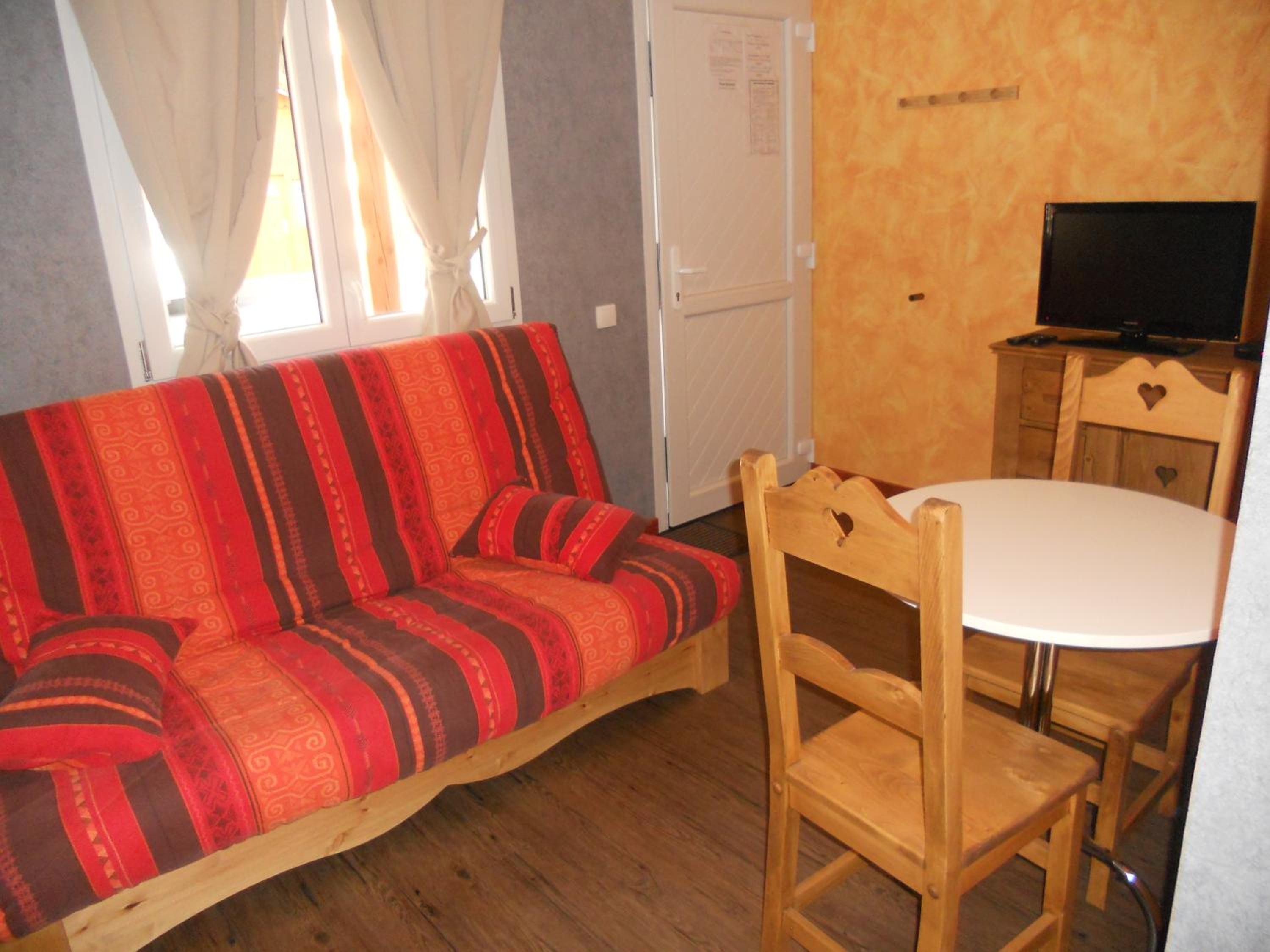 Suite (2 Adults + 1 Child) - Photo 2
