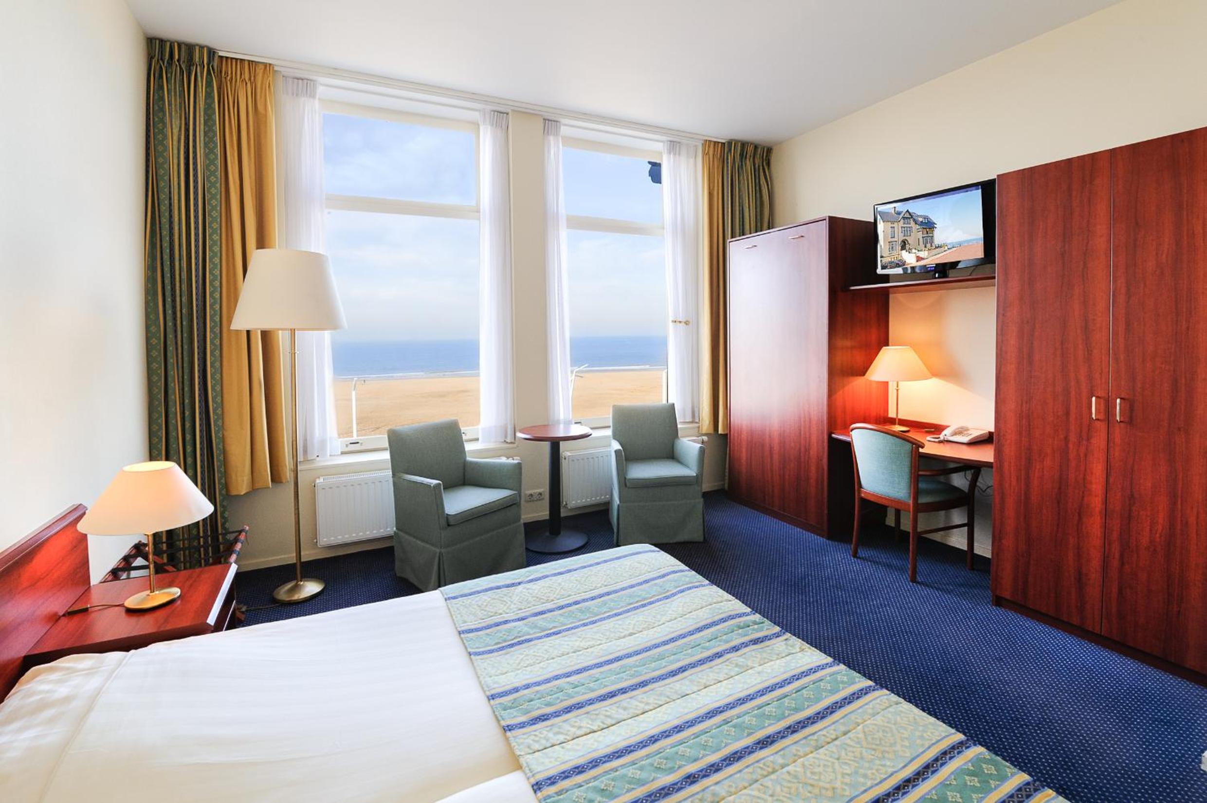 Superior Triple Room with Sea View