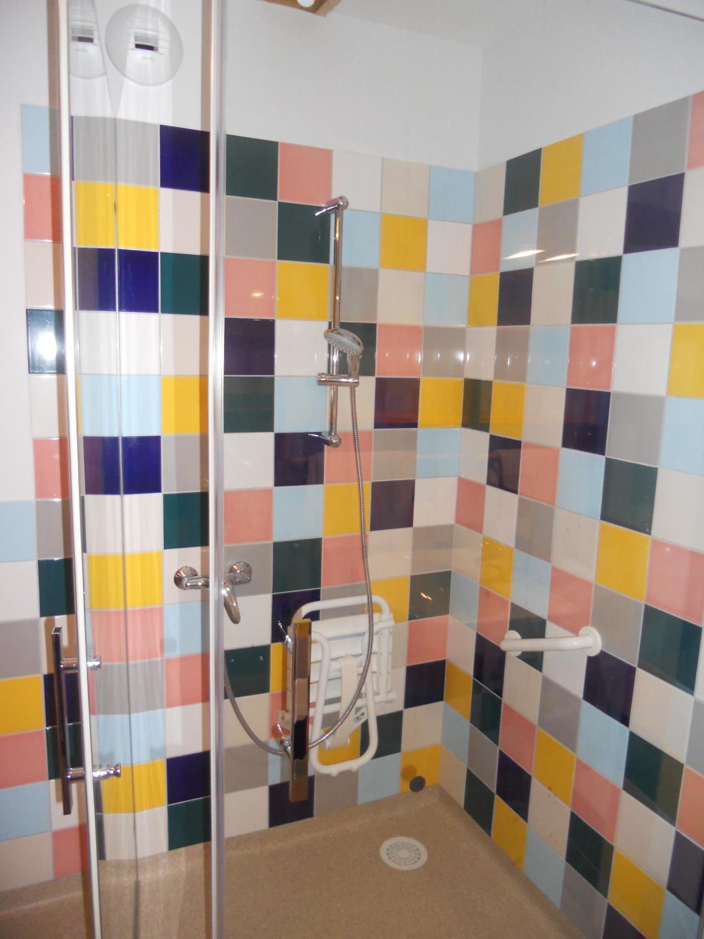 Suite (2 Adults + 1 Child) - Photo 6