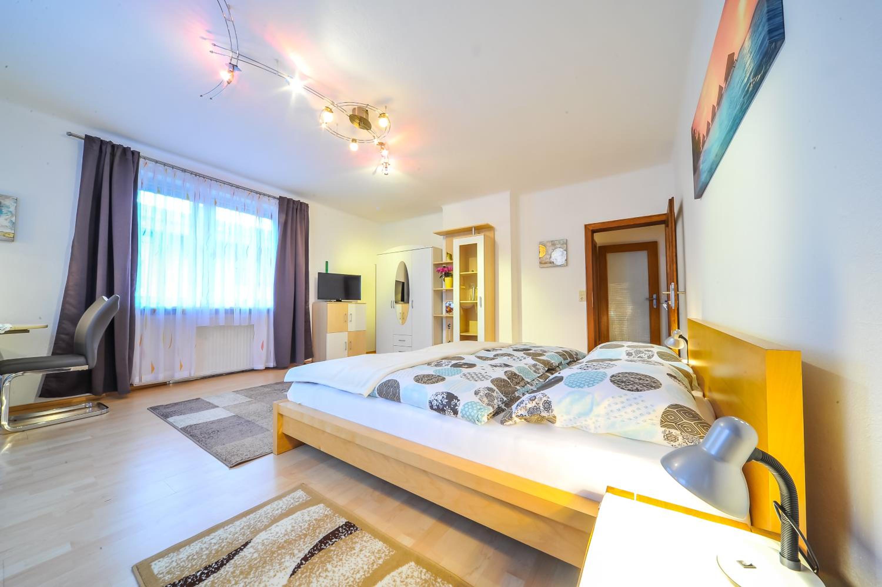 Double Room - Photo 6