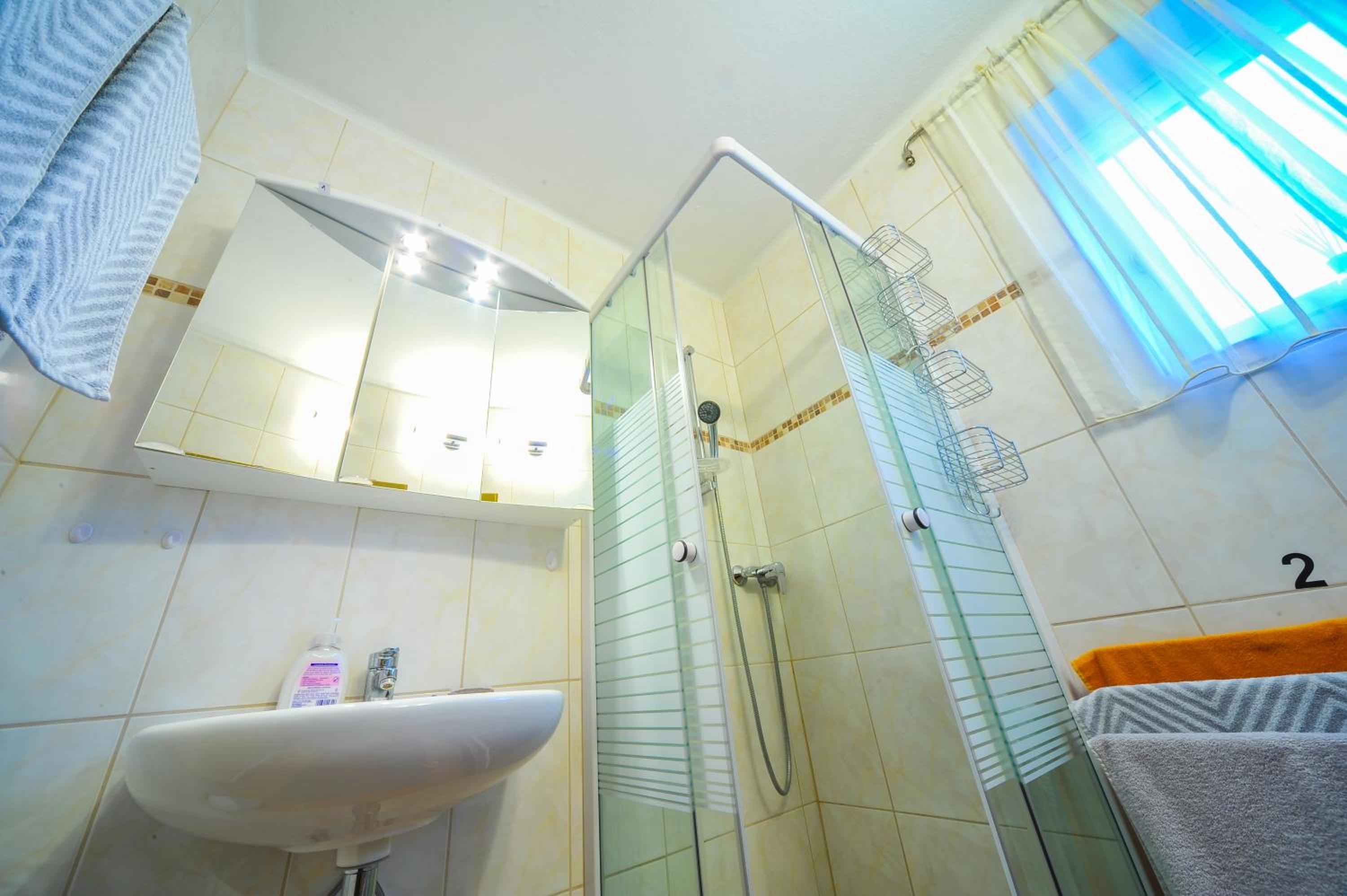 Double Room - Photo 3
