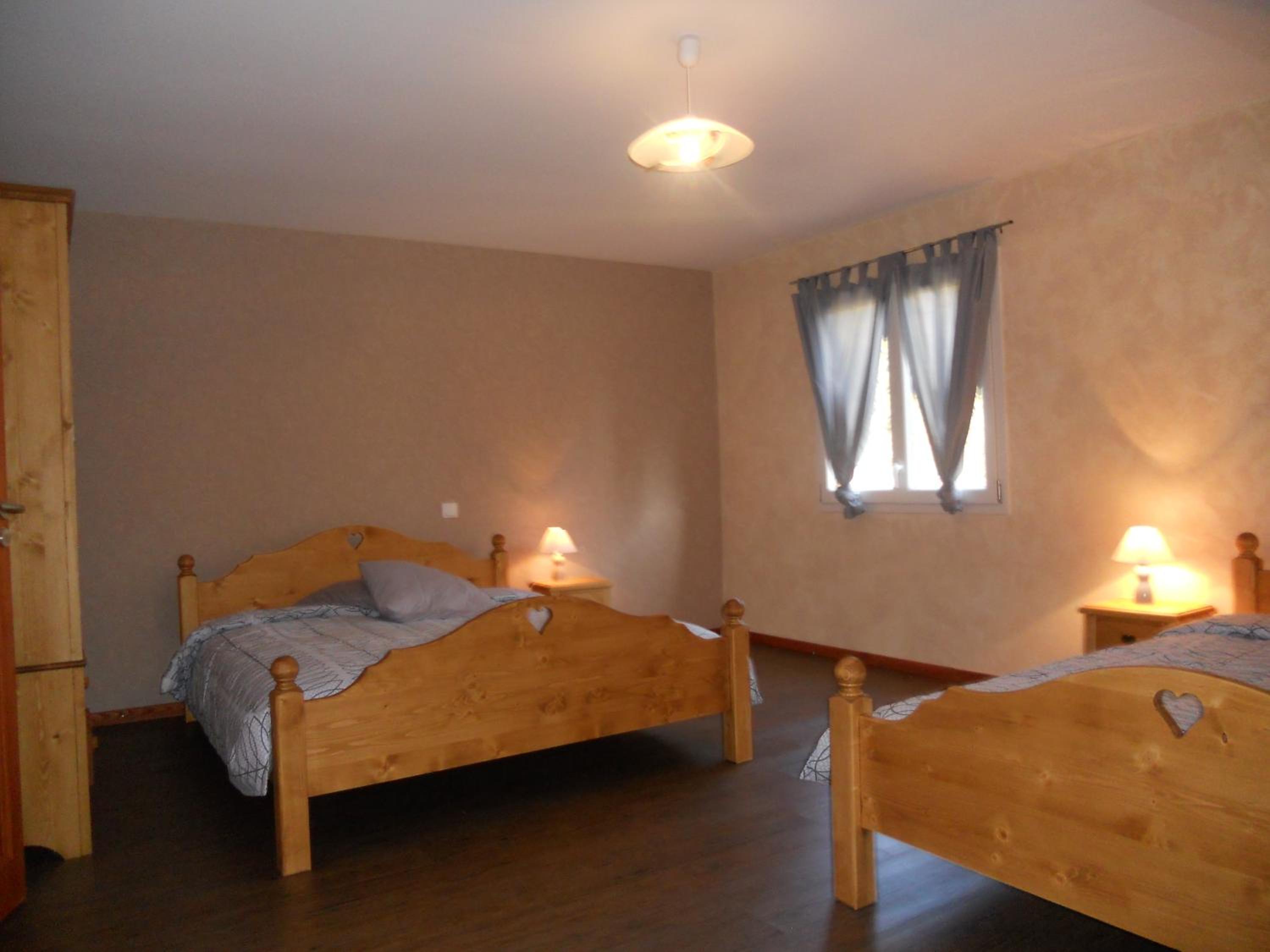 Standard Suite - Photo 3