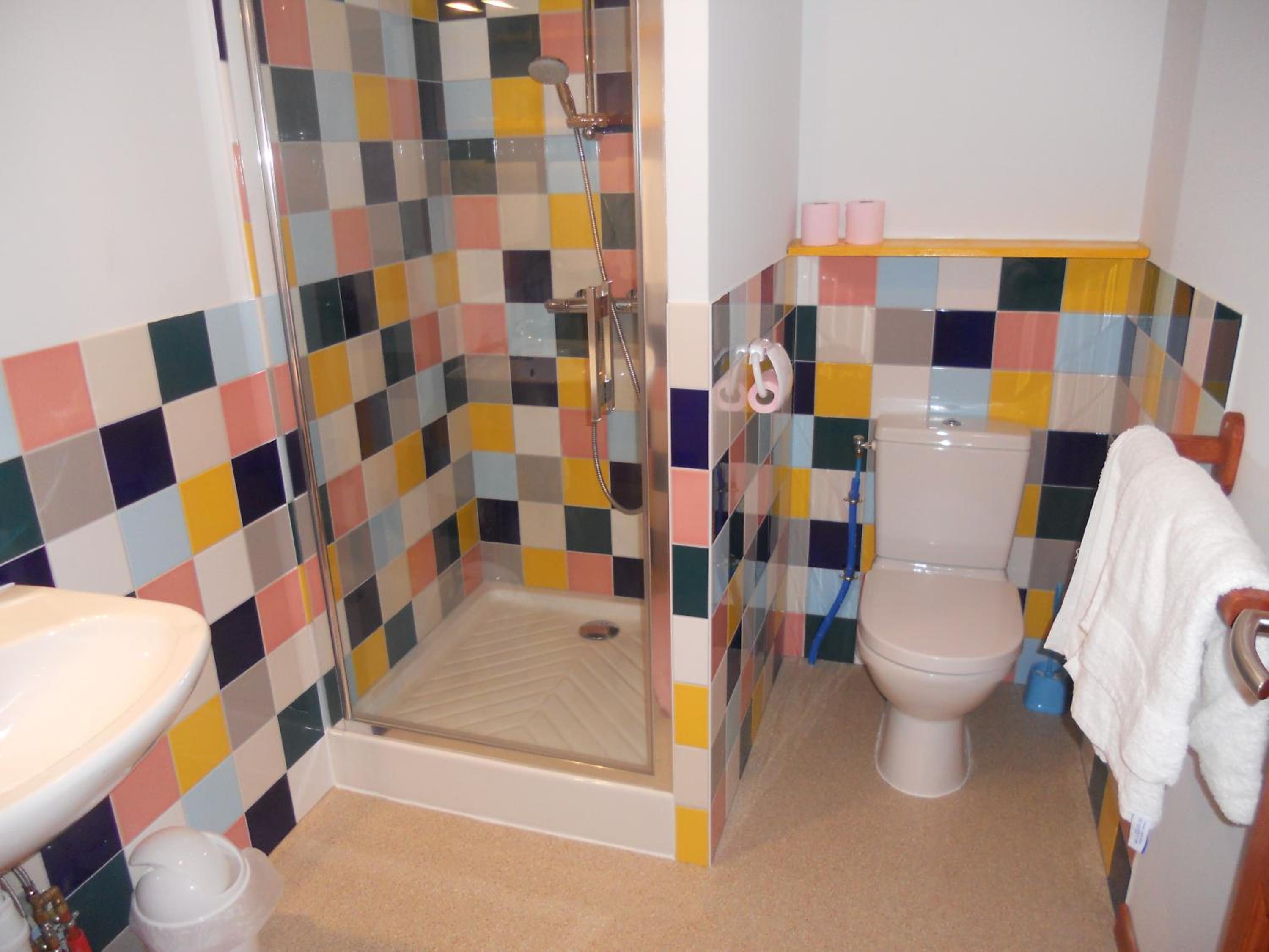 Standard Suite - Photo 4