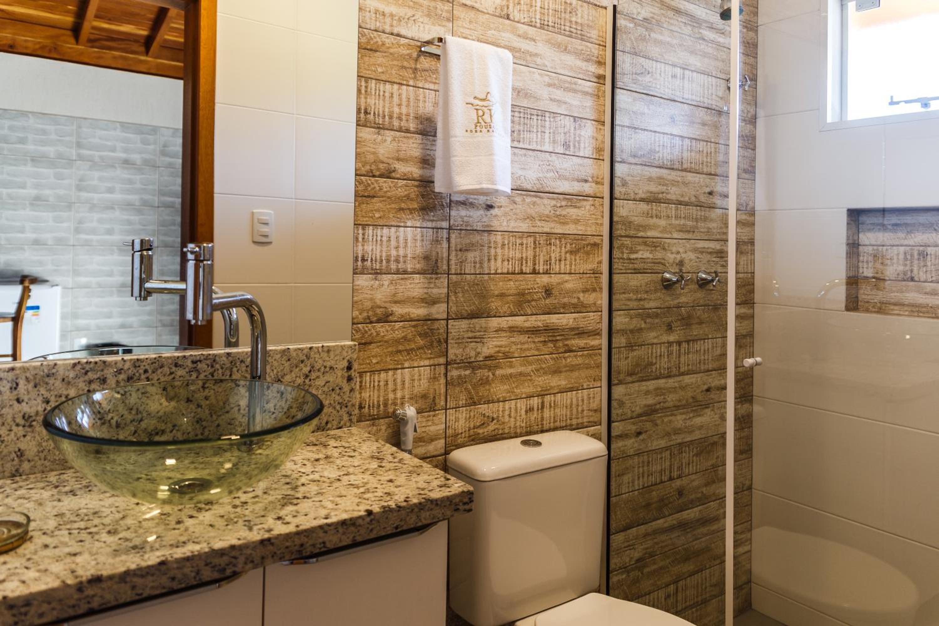 Superior Suite - Photo 10