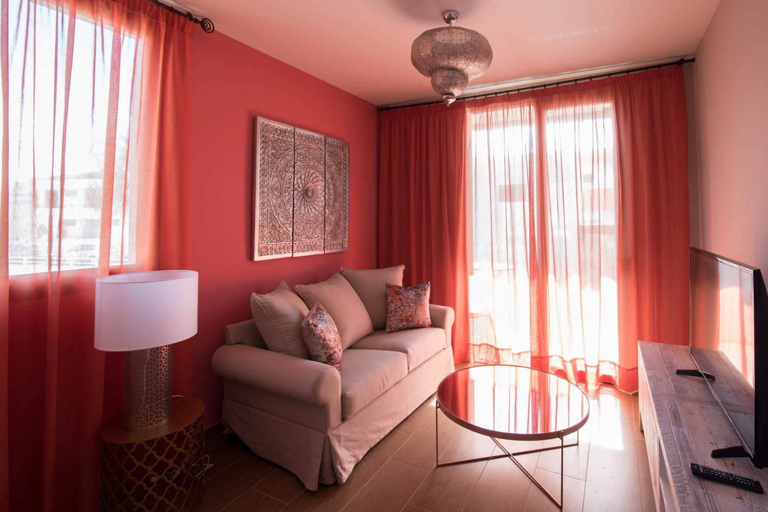 Deluxe Apartment with Balcony - Photo 49