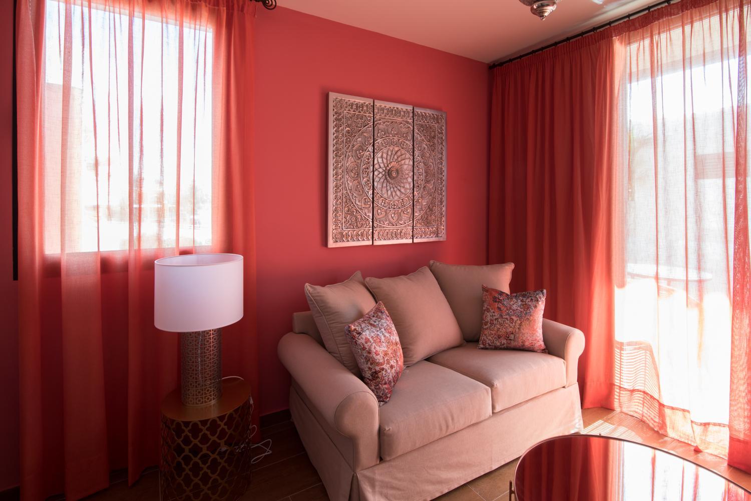 Deluxe Apartment with Balcony - Photo 19