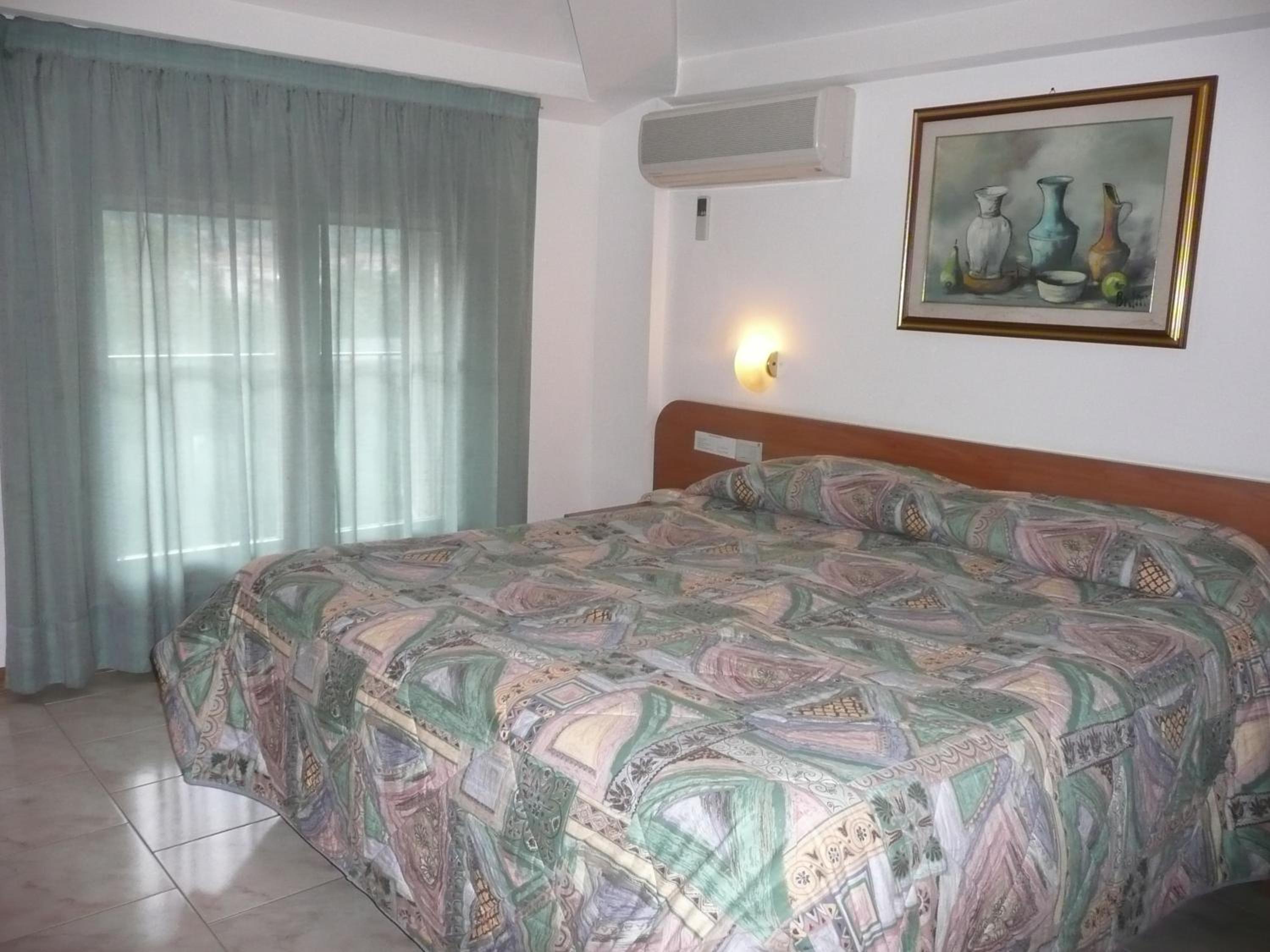 Double Room - Photo 5