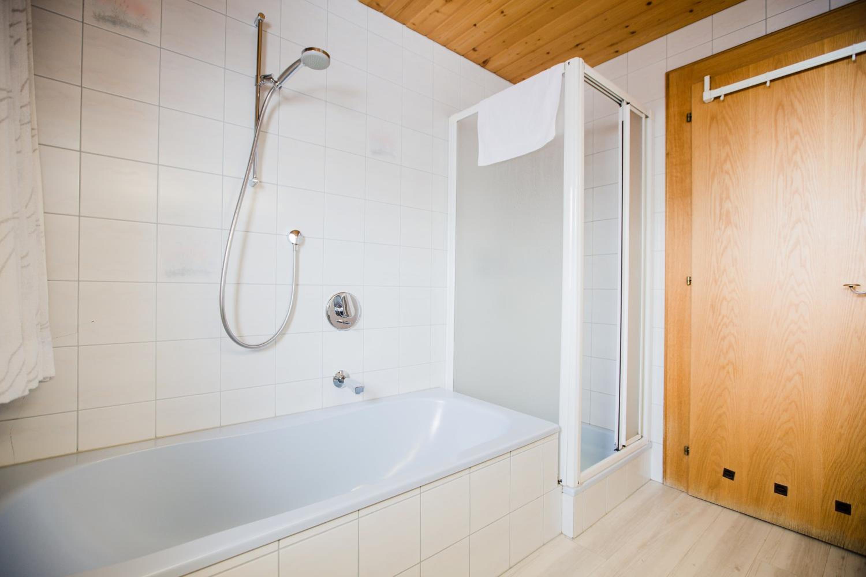 Apartment (7 Adults) - Photo 4
