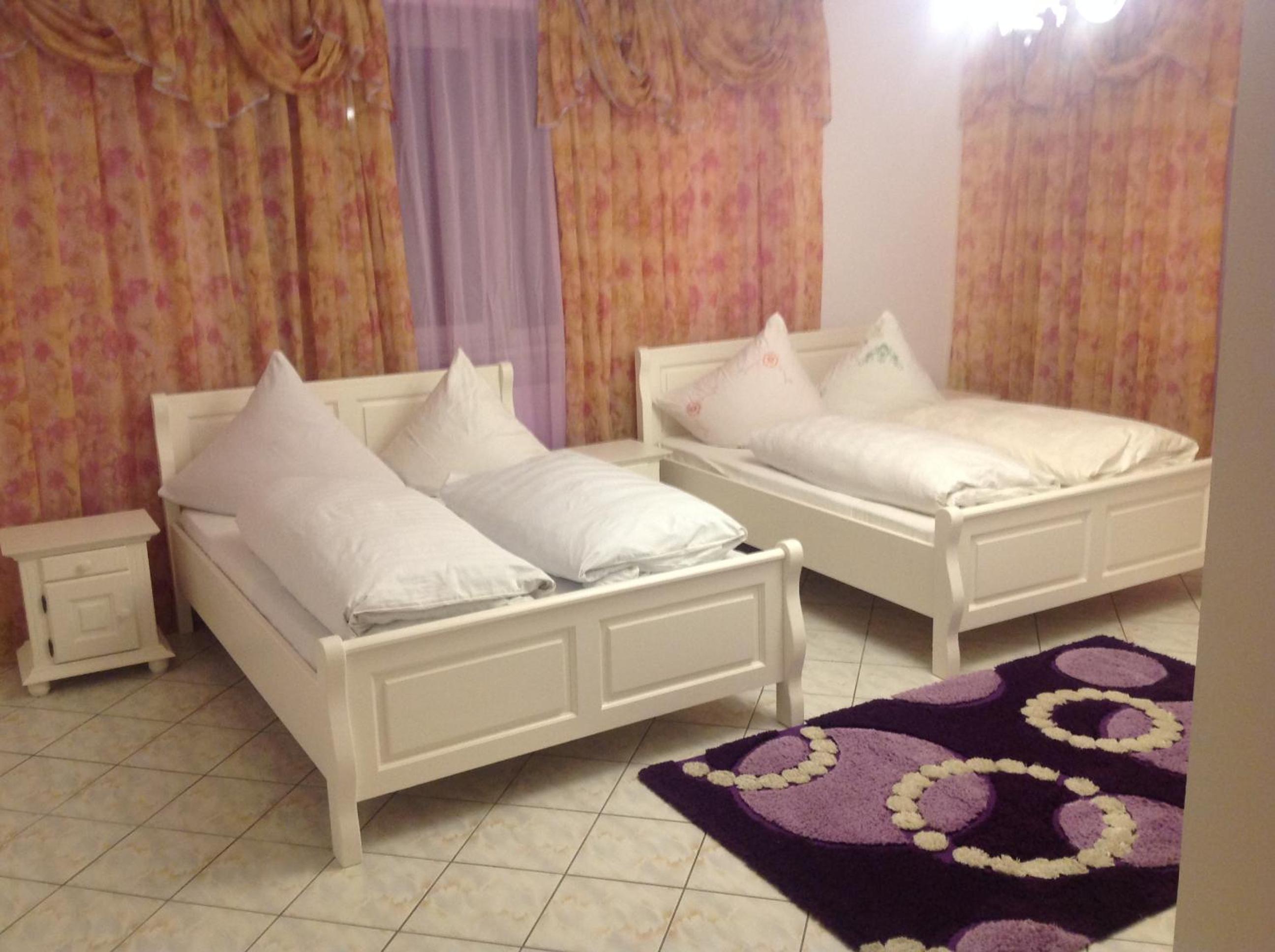 Two-Bedroom Suite photo 3