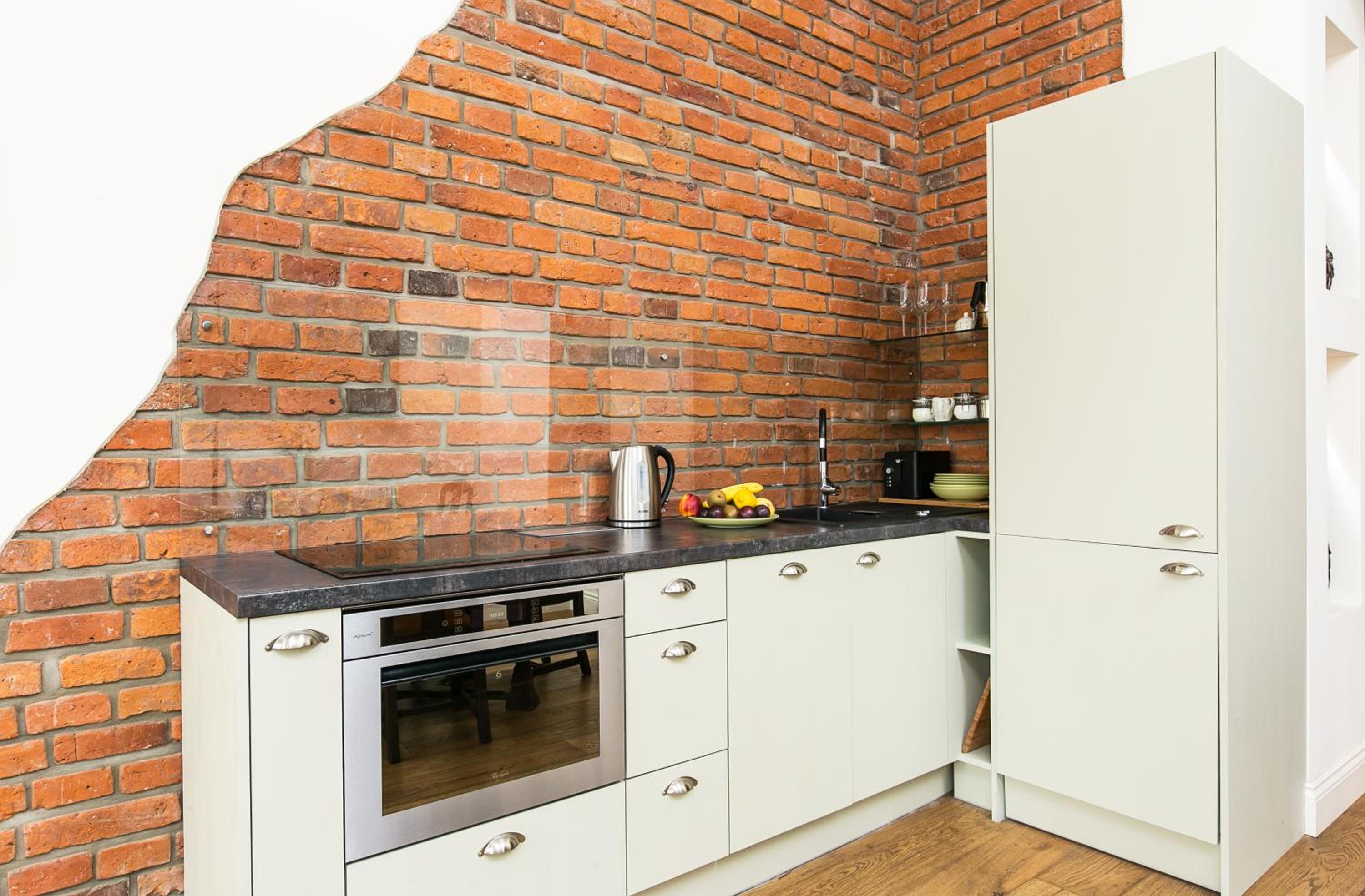 One-Bedroom Apartment - Photo 24