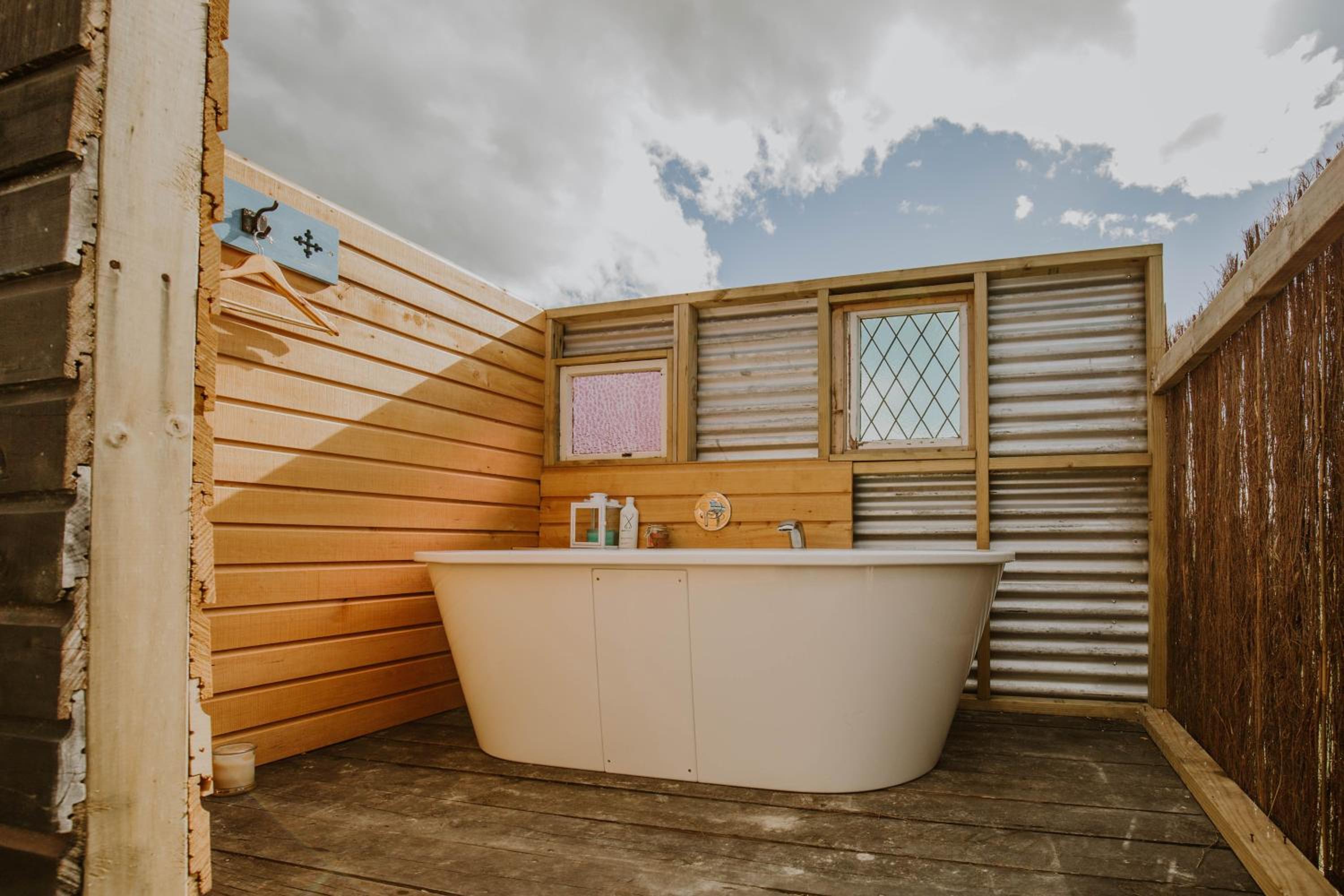 Double Room with Shared Bathroom photo 3