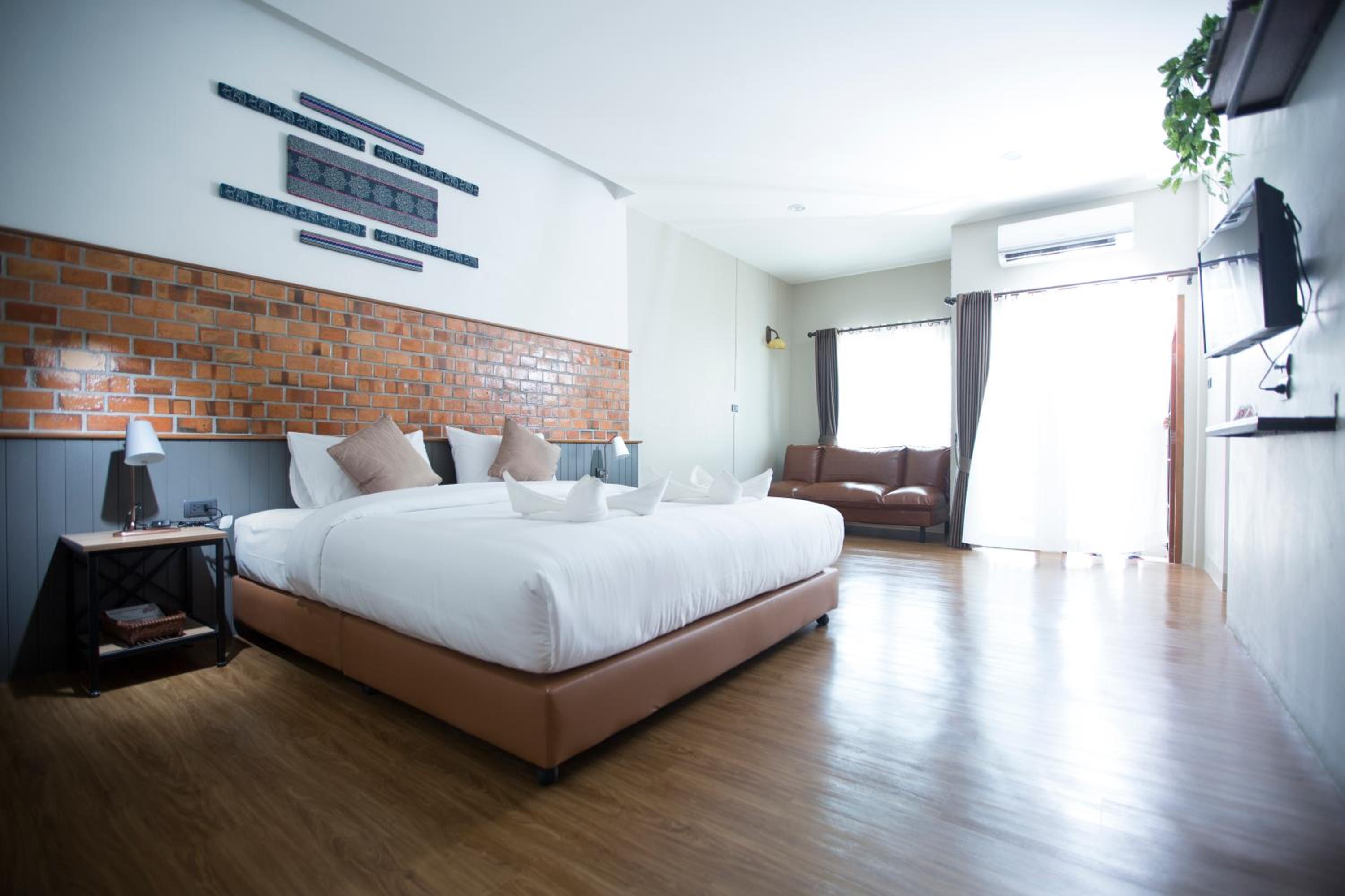Suite with Garden View photo 1
