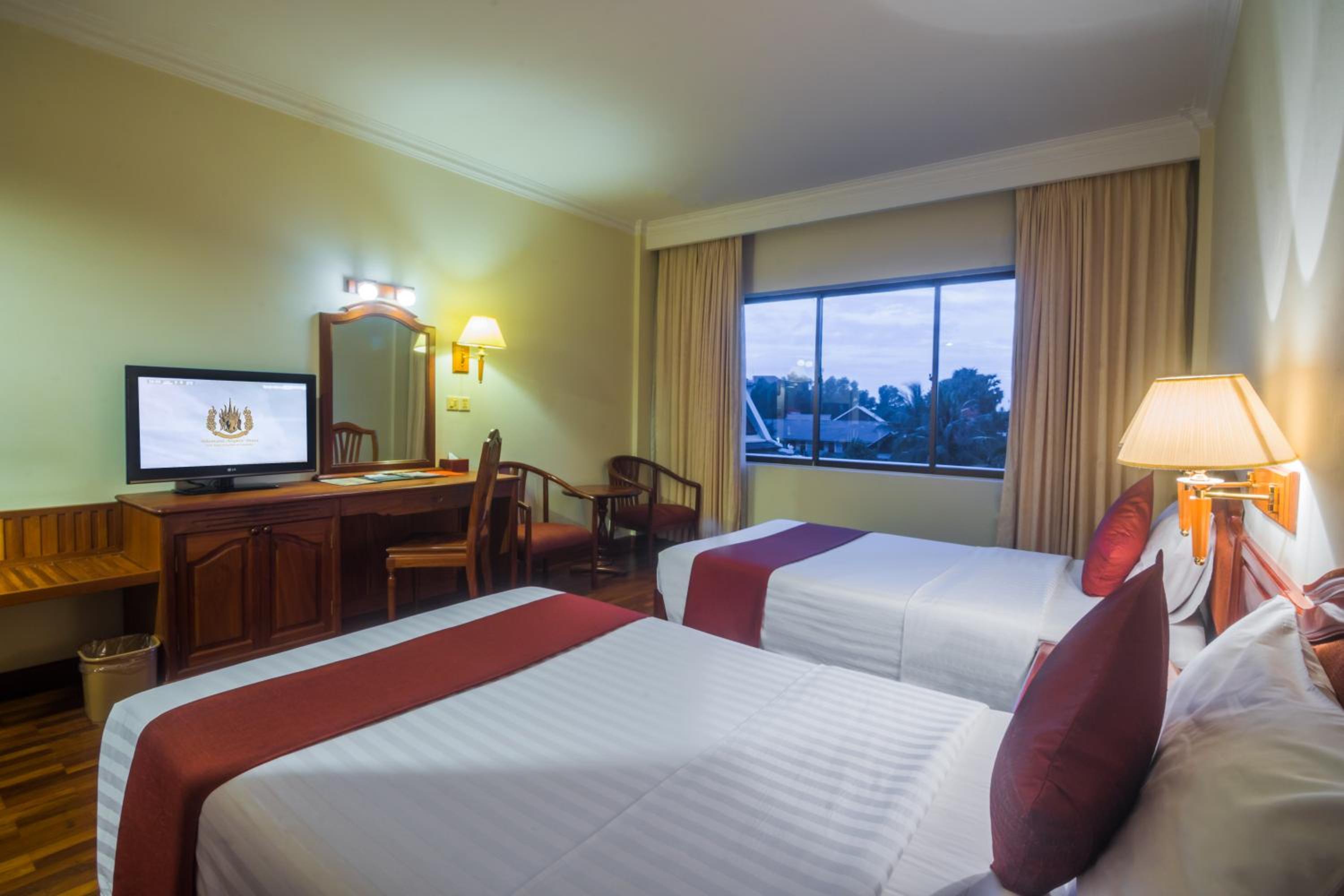 Deluxe Double Room - Photo 20