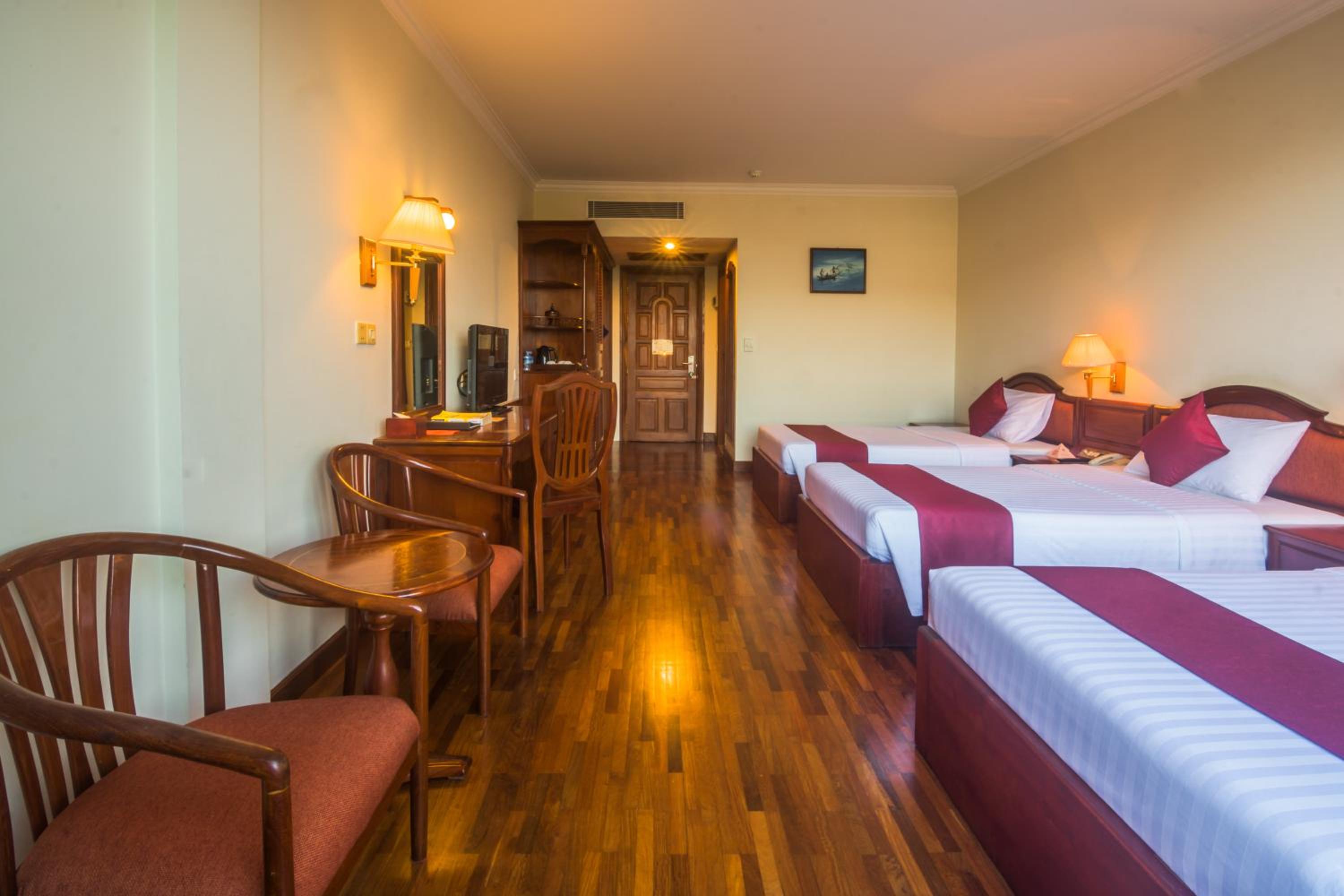 Deluxe Double Room - Photo 18