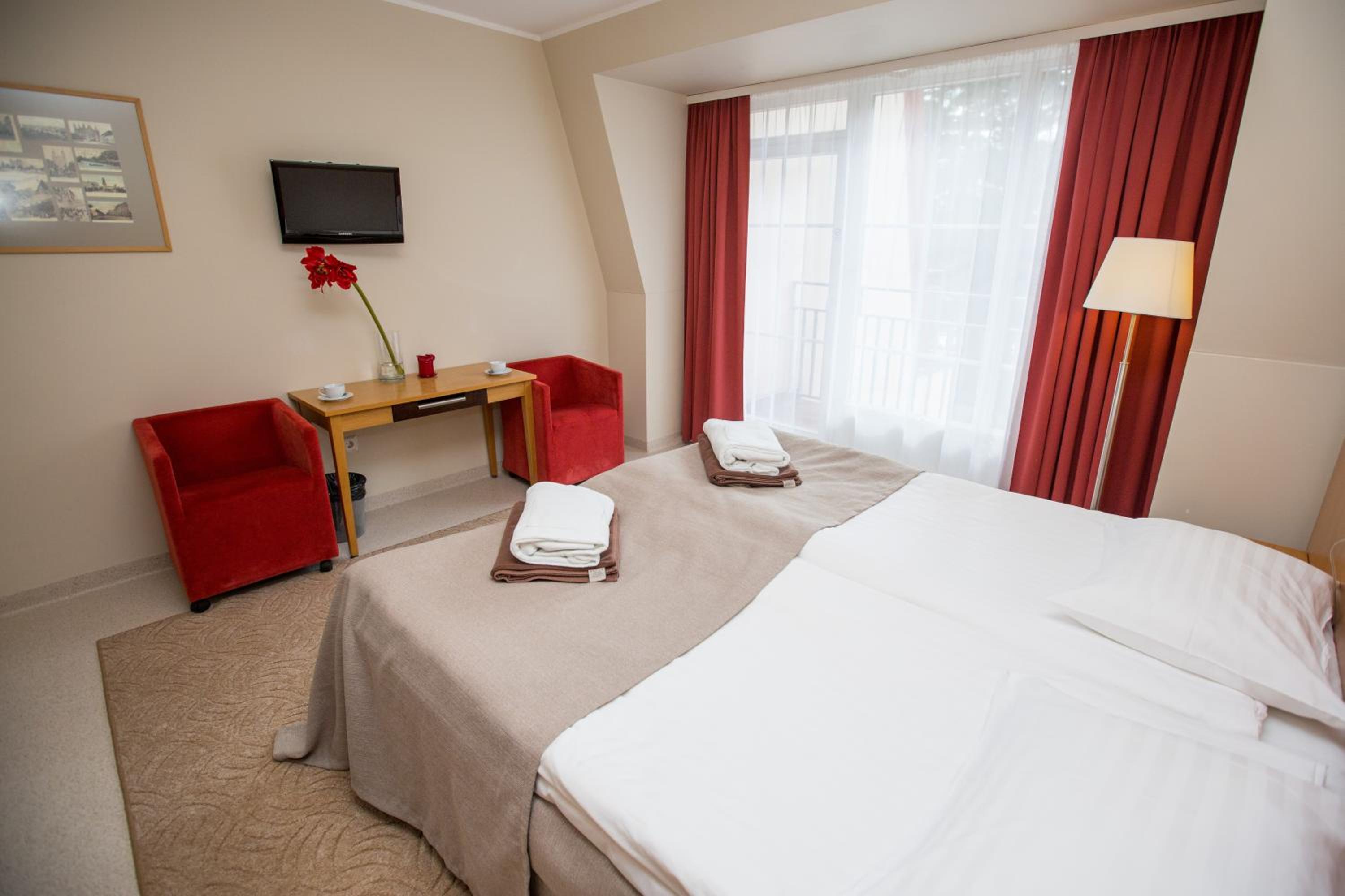 Economy Double or Twin Room with Spa Access photo 1