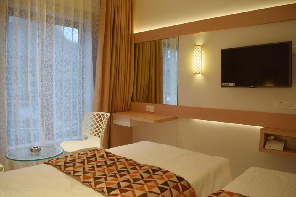 Deluxe Double Room - Photo 1