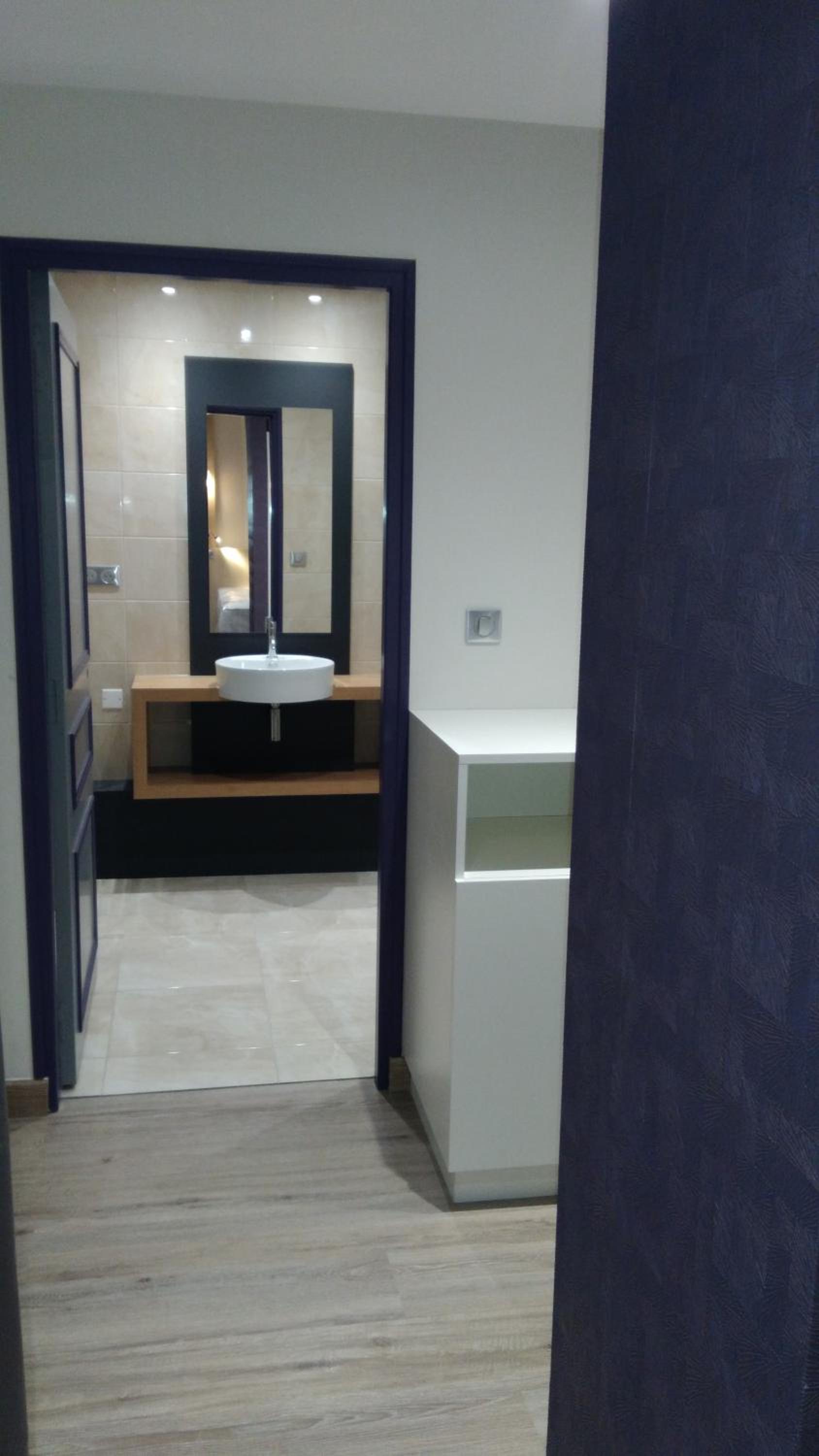 Suite - Photo 8