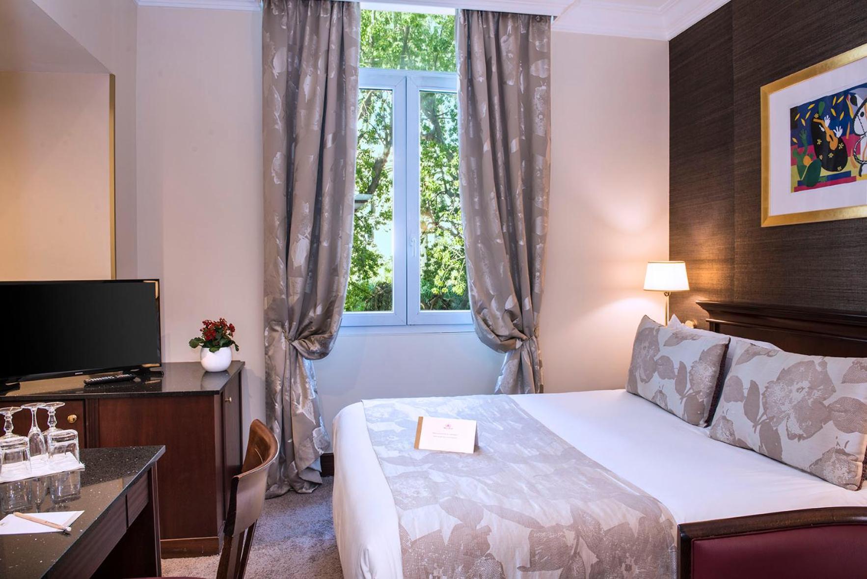 Privilege Double Room - Photo 1
