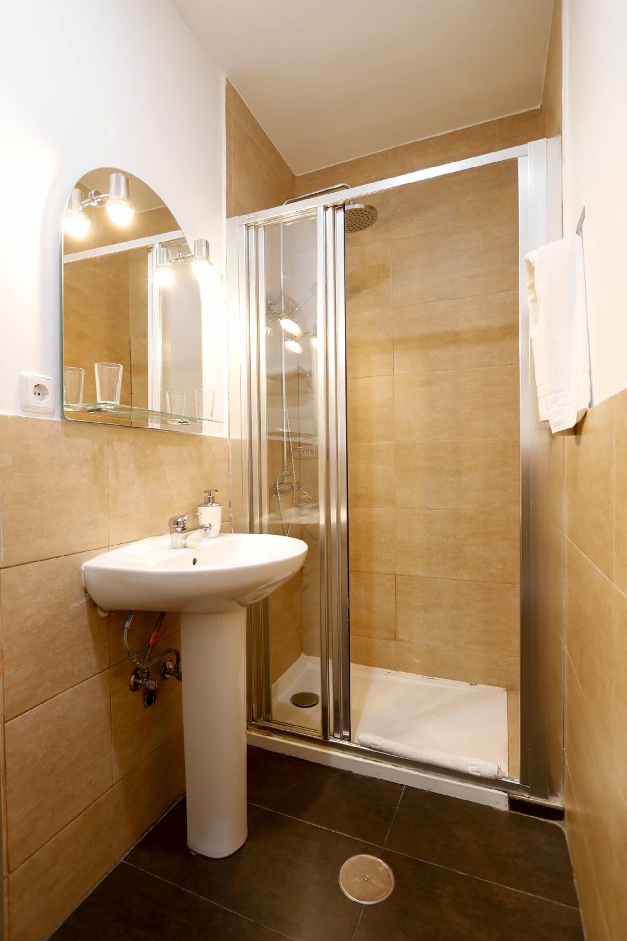 Single Room photo 2