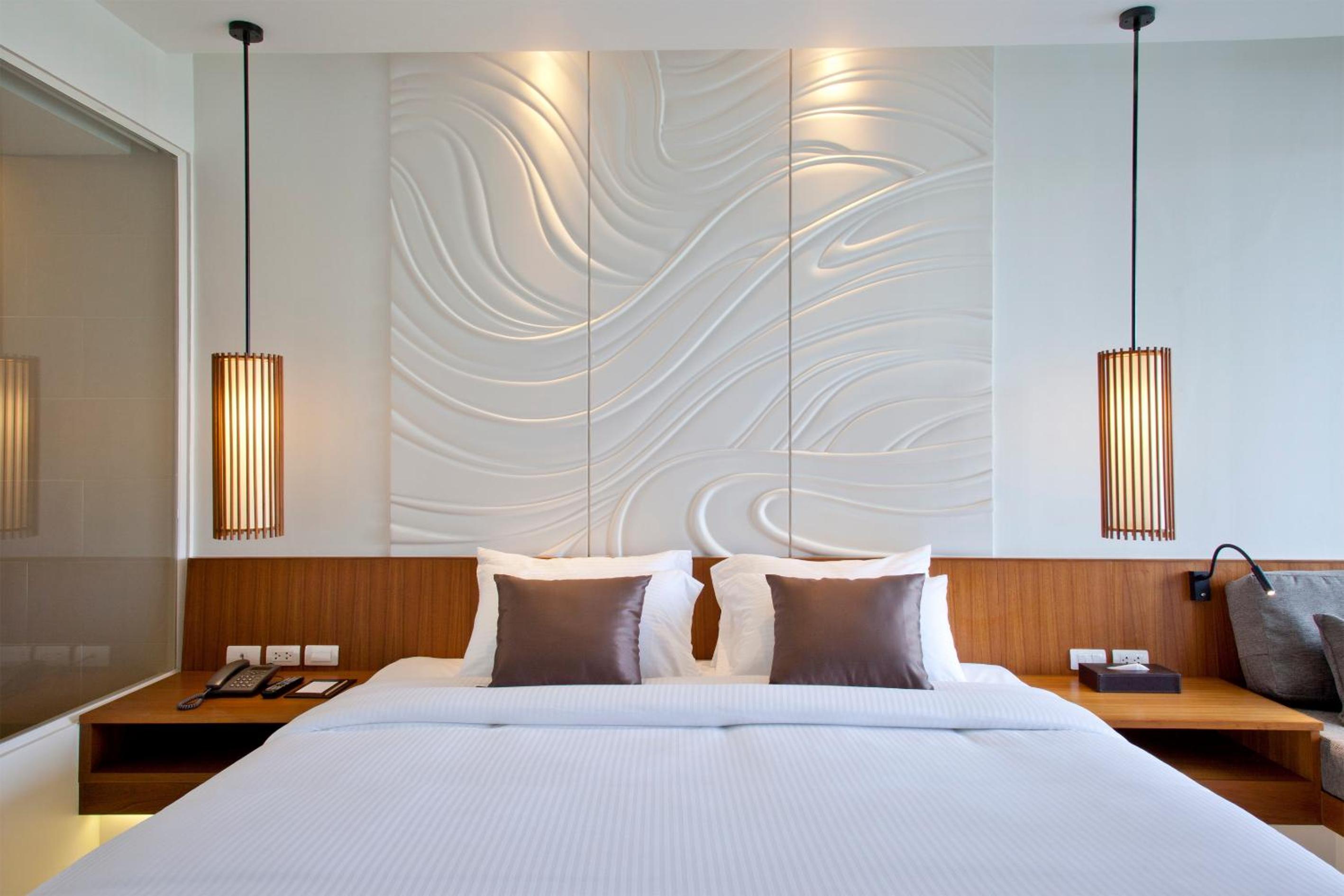 Deluxe Double or Twin Room - Photo 6
