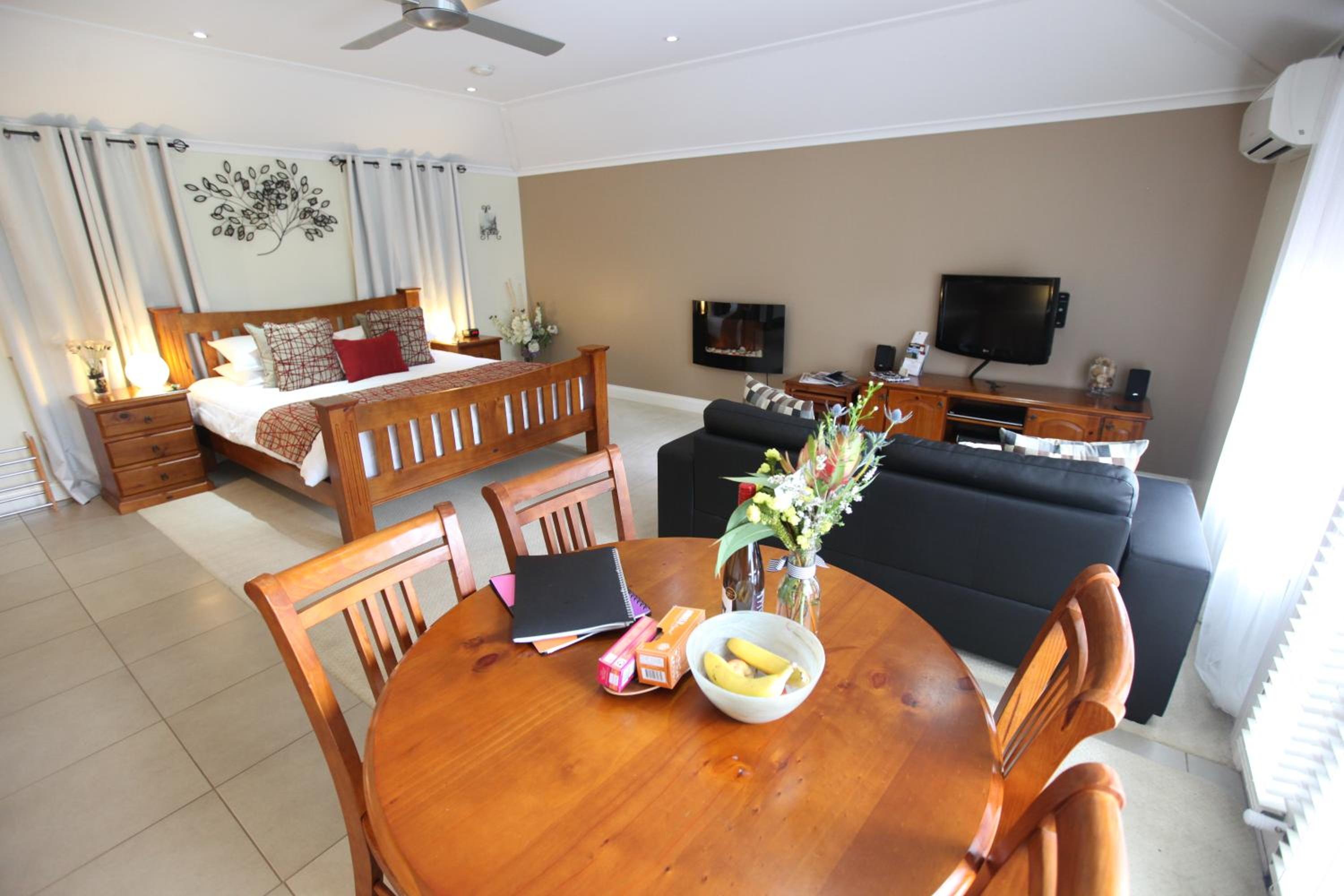 King Suite photo 2