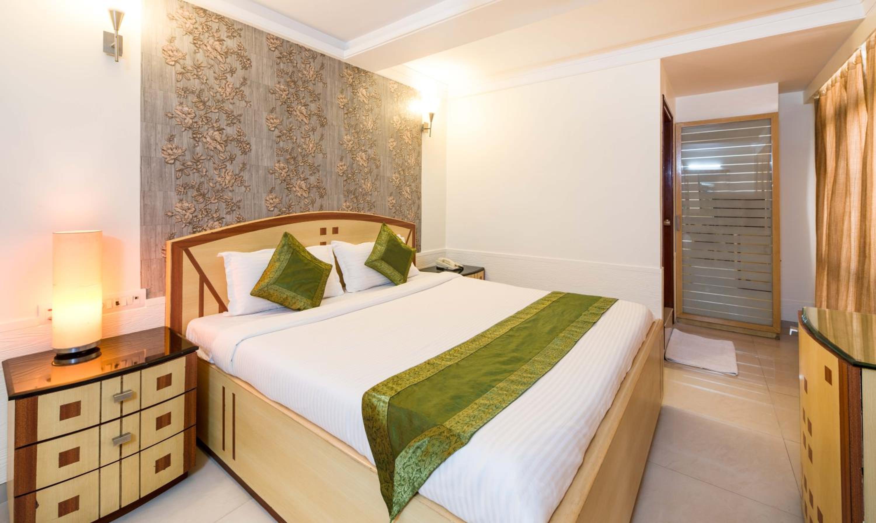 Standard Double or Twin Room photo 3