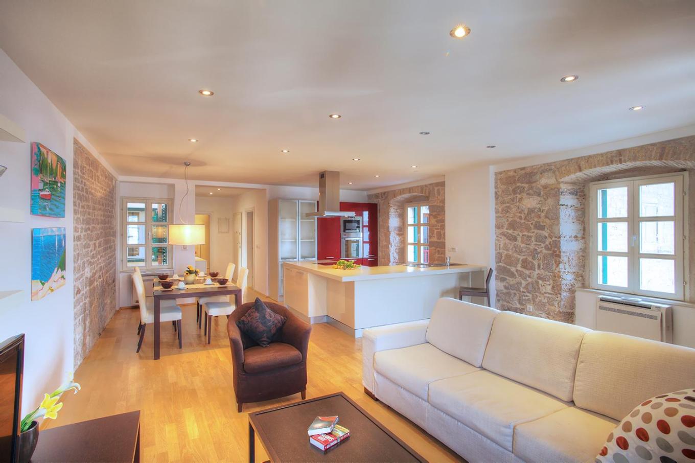 Apartment with Sea View