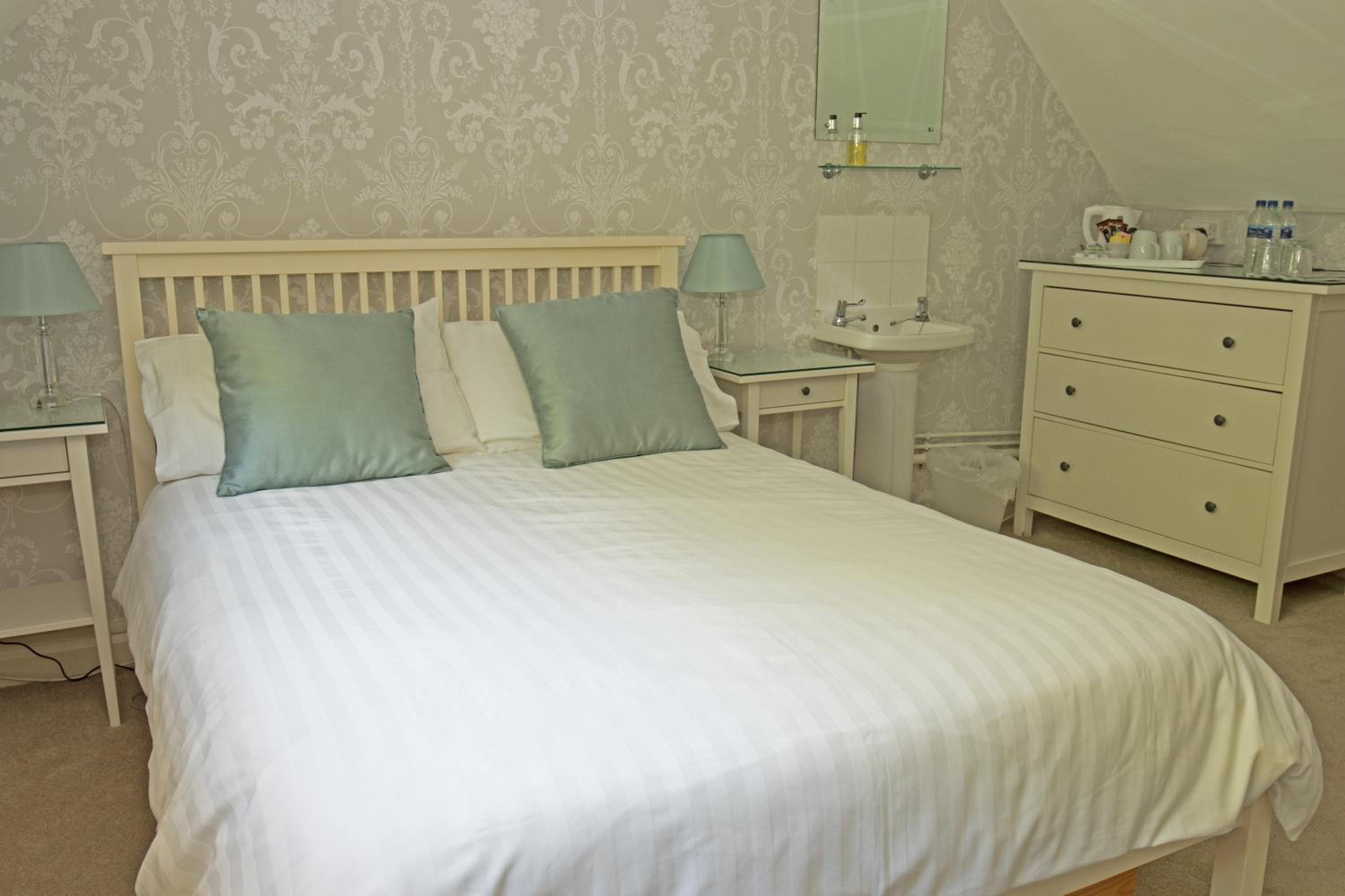 Triple Room with Shared Bathroom photo 1