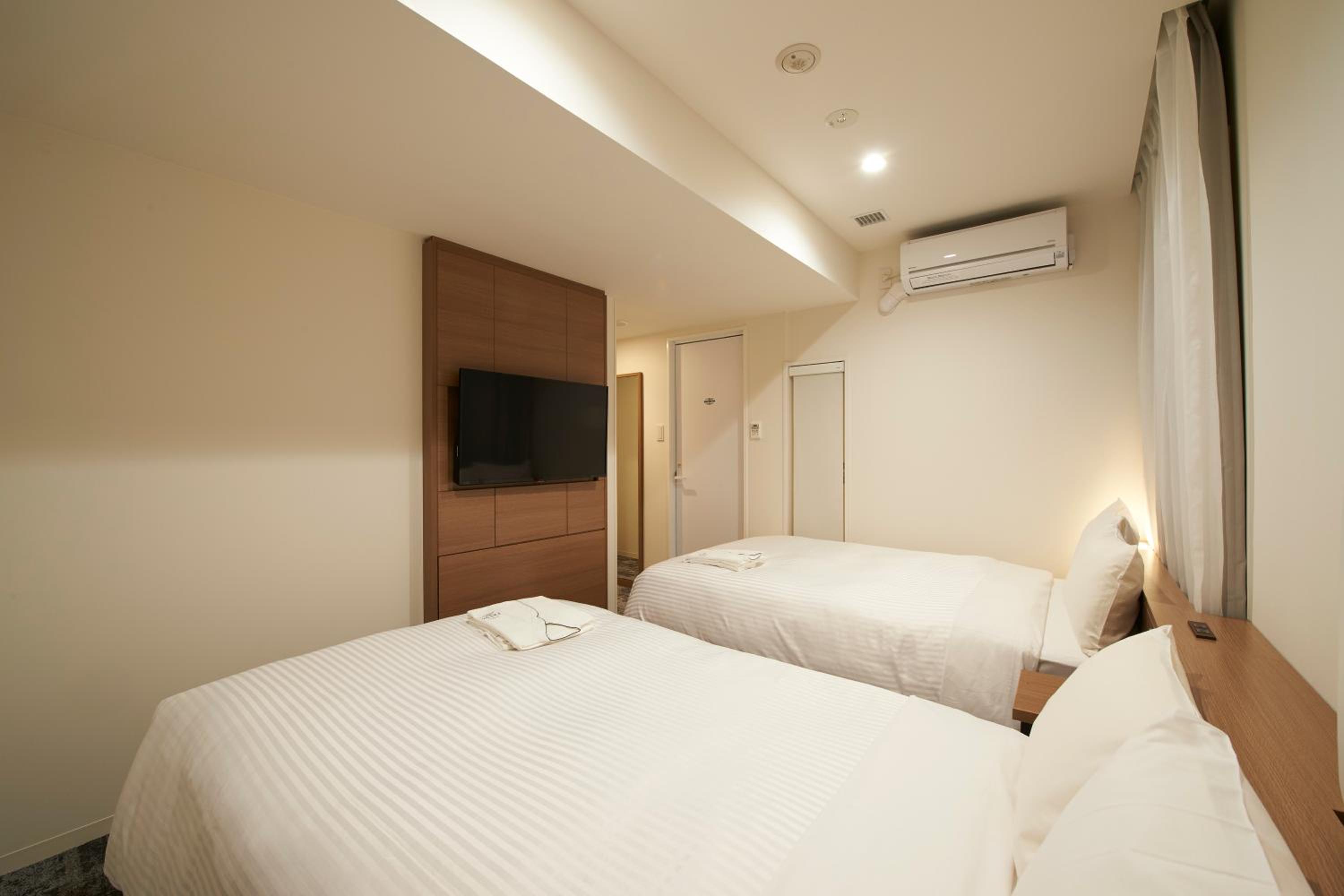 Twin Room - Non-Smoking