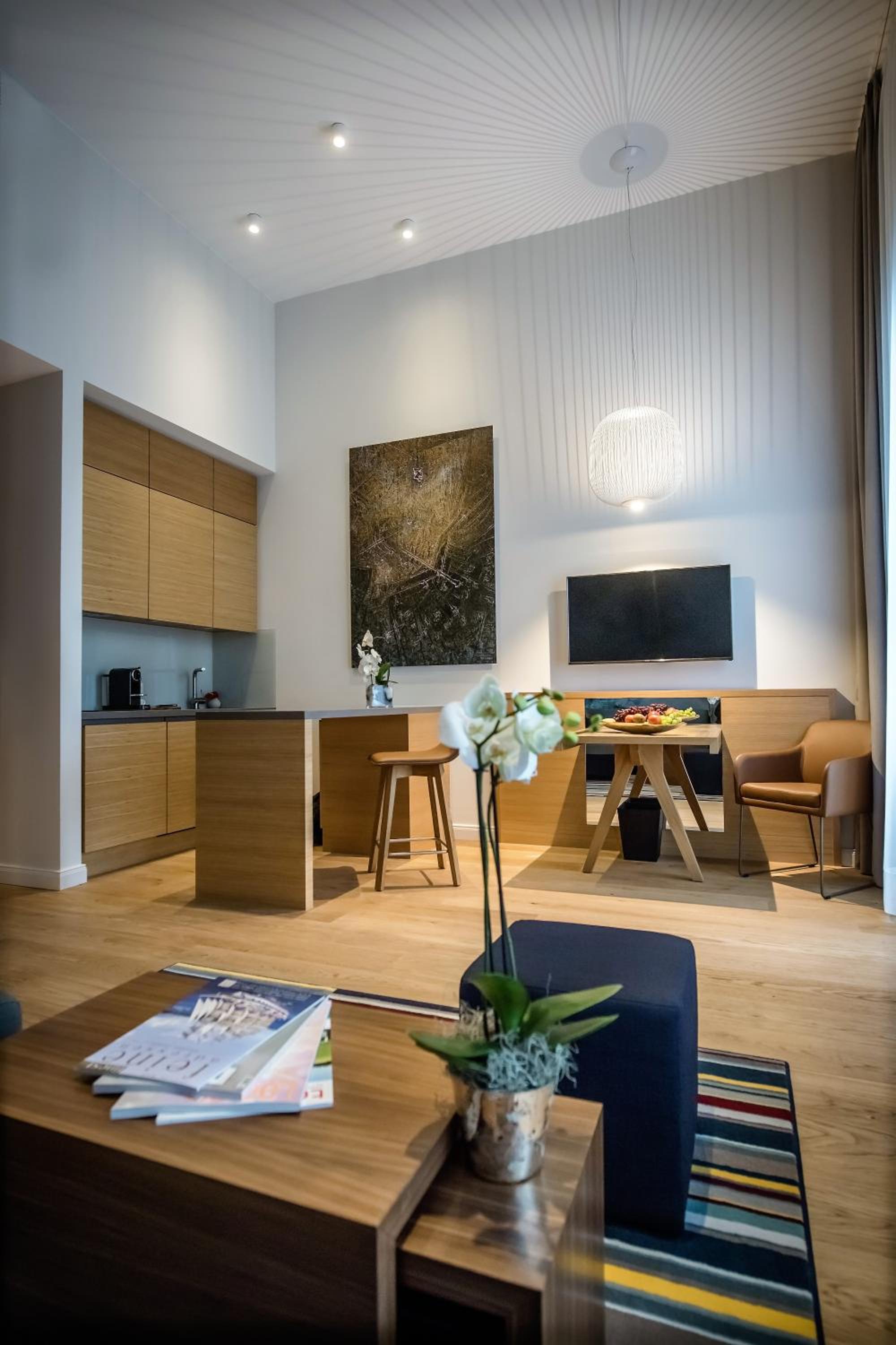 Business Suite