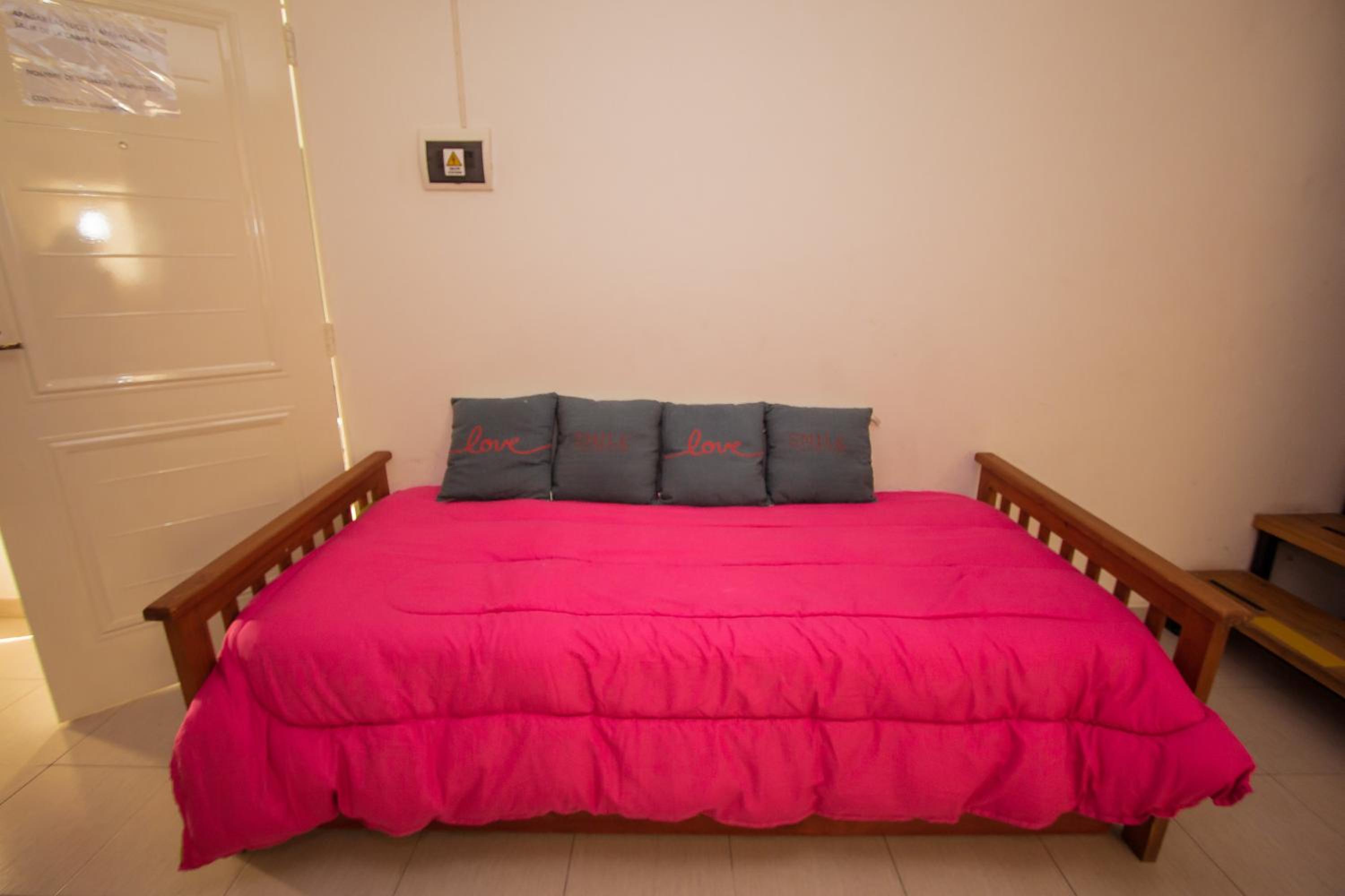 Two-Bedroom House photo 2