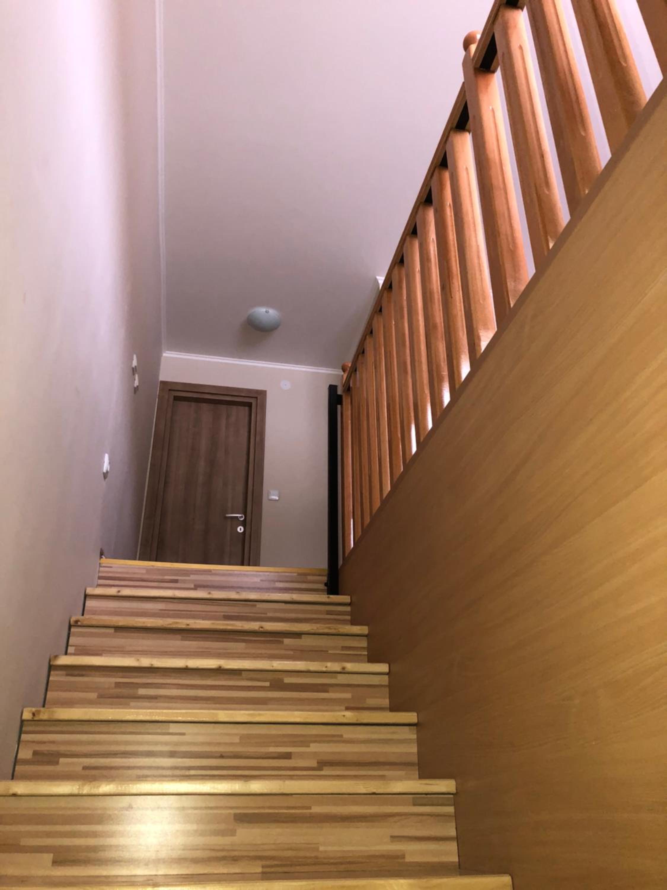 Three-Bedroom Apartment - Photo 9