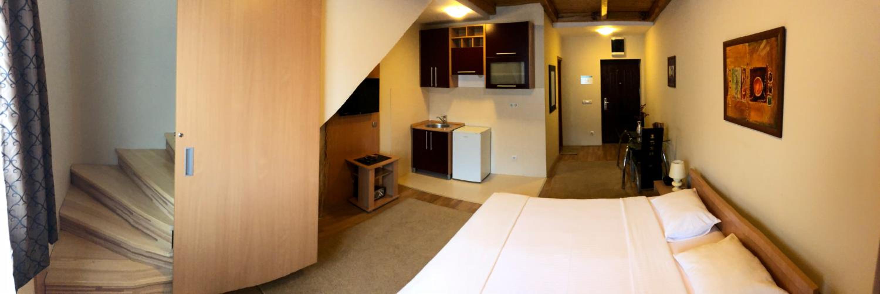 Three-Bedroom Apartment - Photo 13