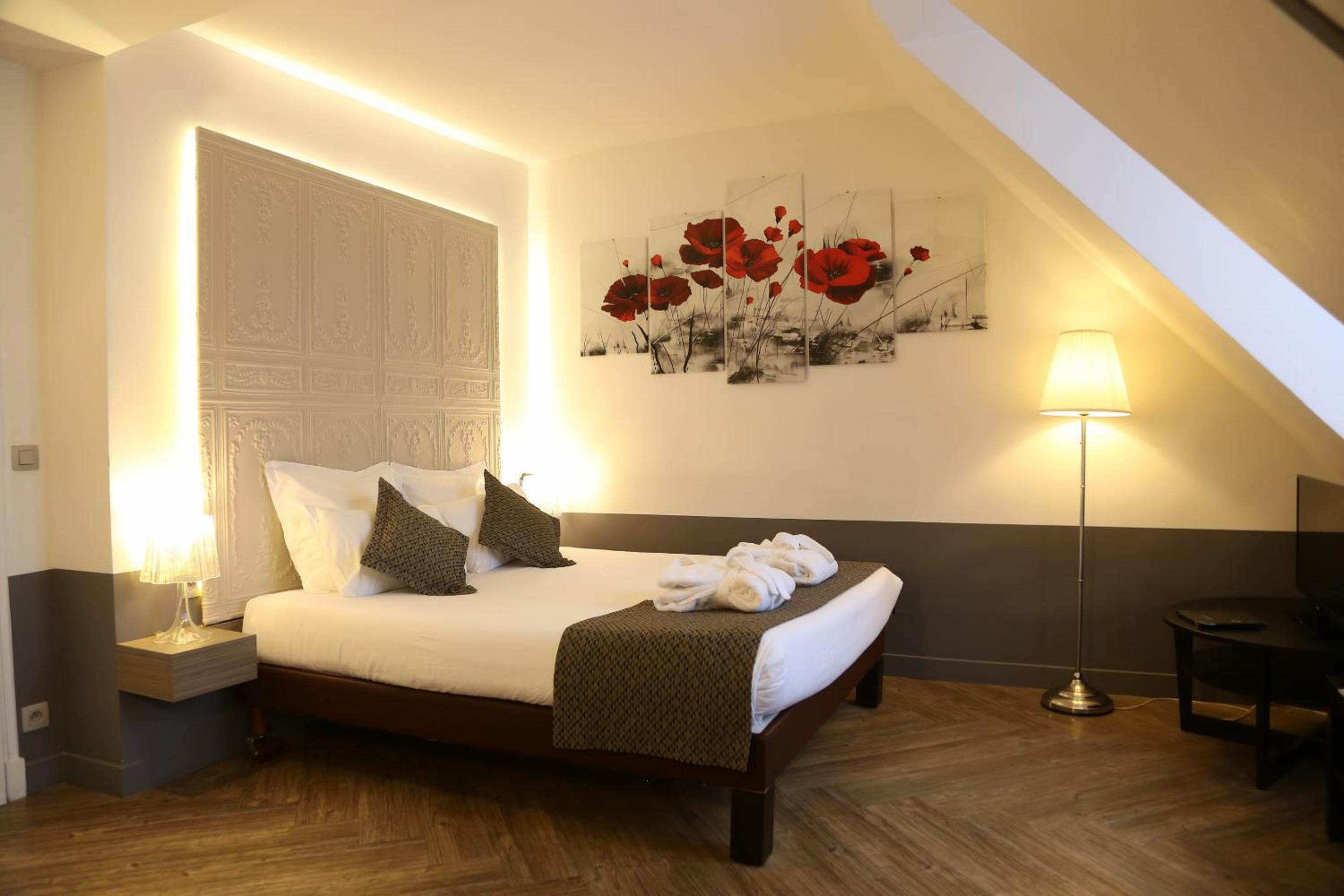 Deluxe Double Room photo 2