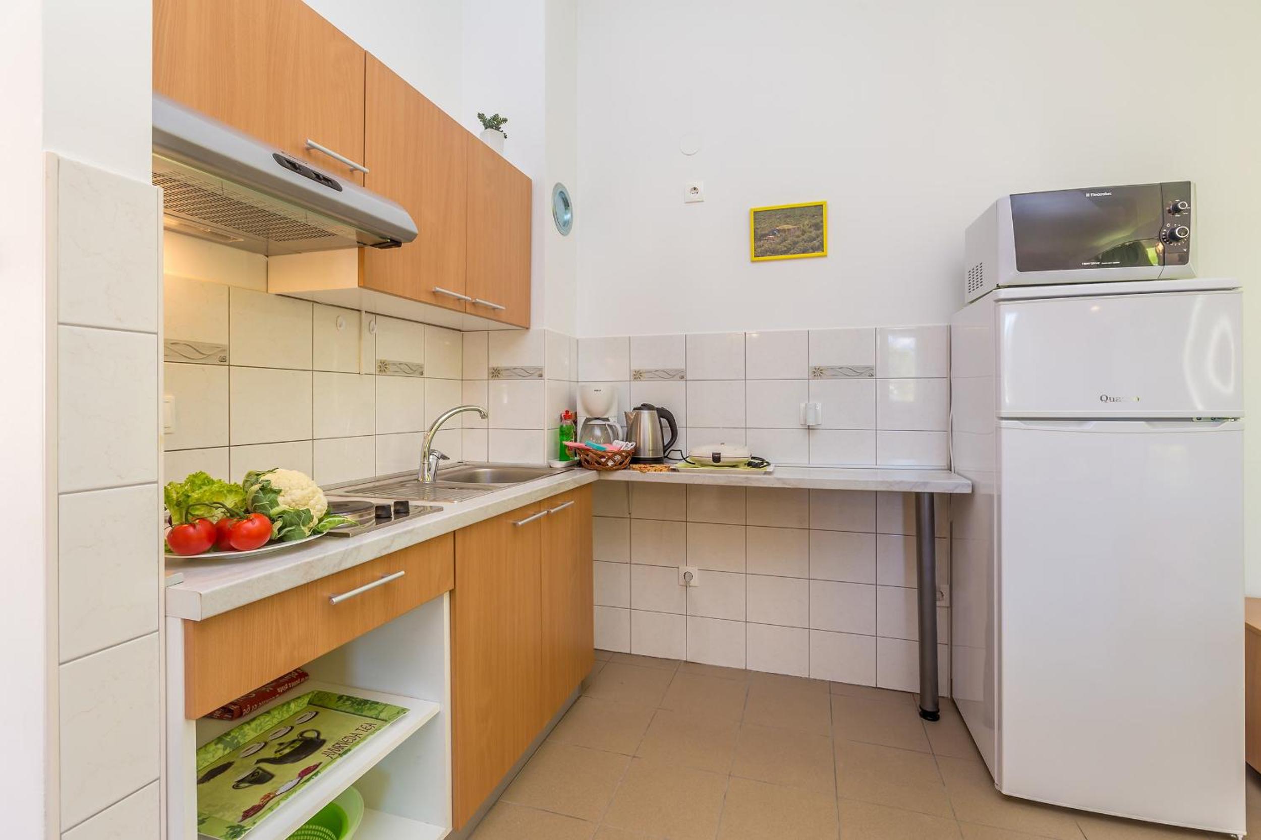 Apartment with Terrace photo 2