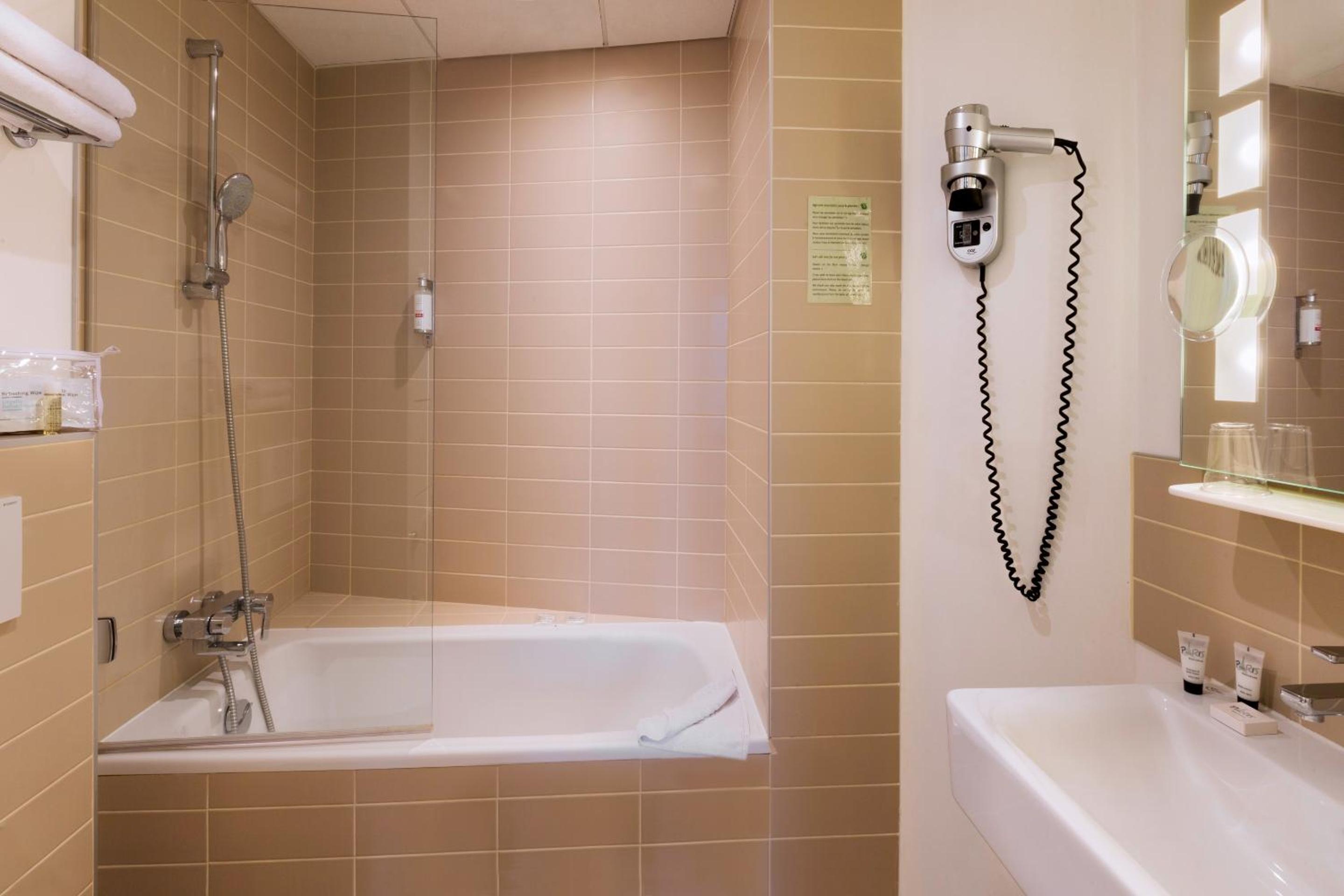 Superior Twin Room photo 3