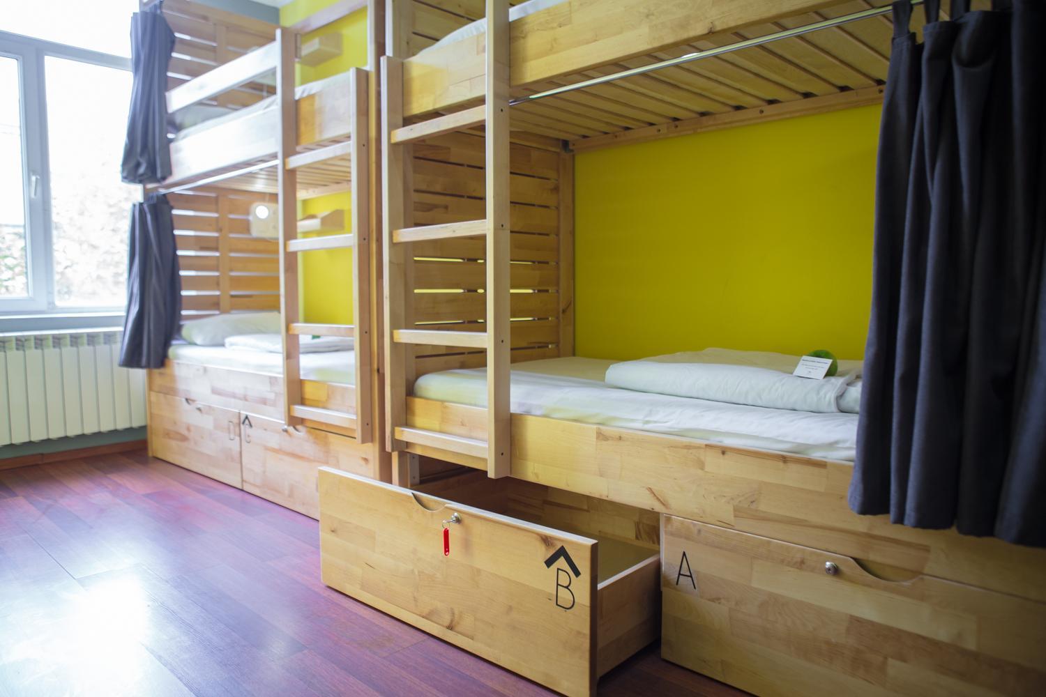Bed in 4-Bed Mixed Dormitory Room photo 1