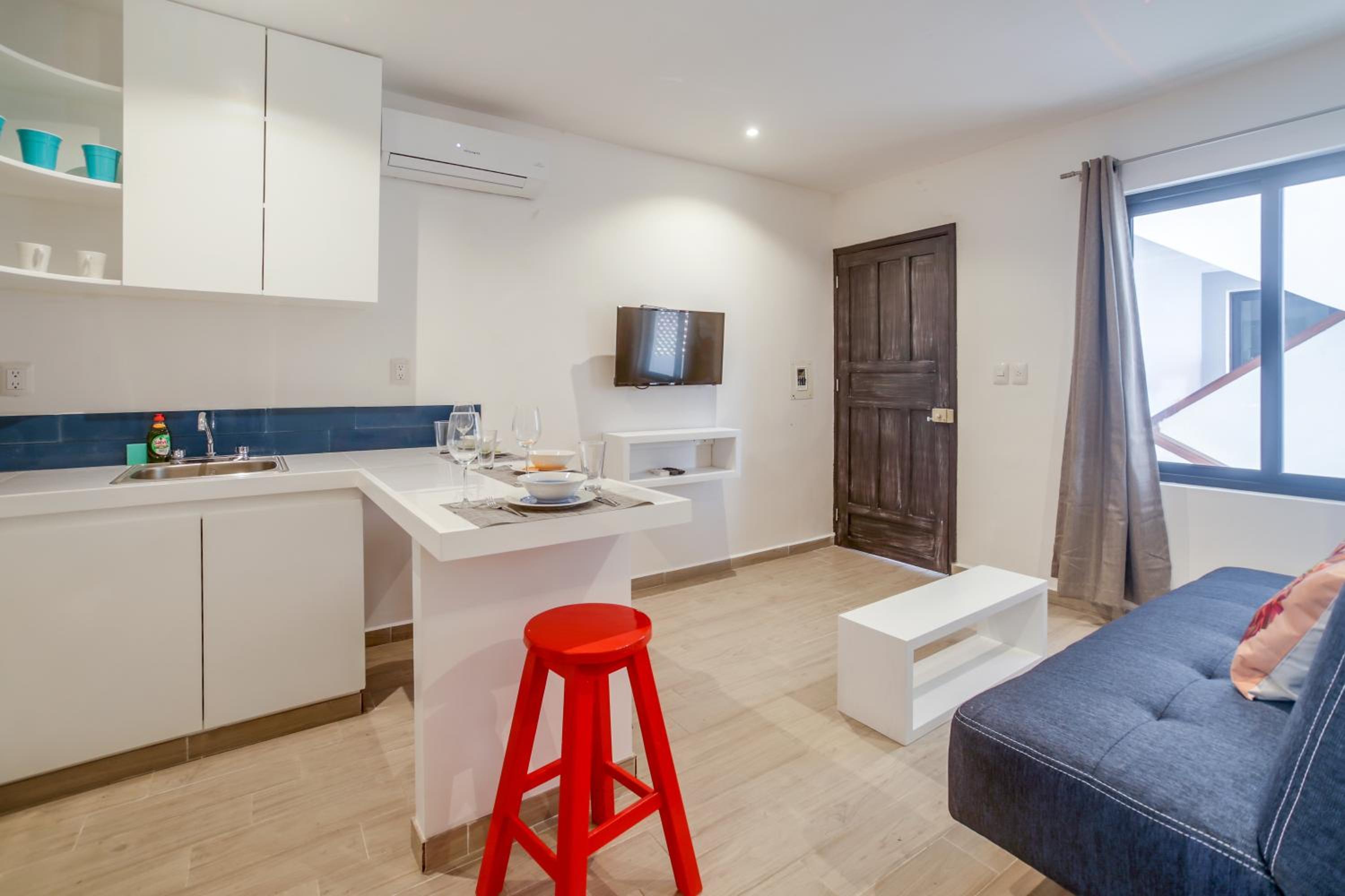 One-Bedroom Deluxe Apartment