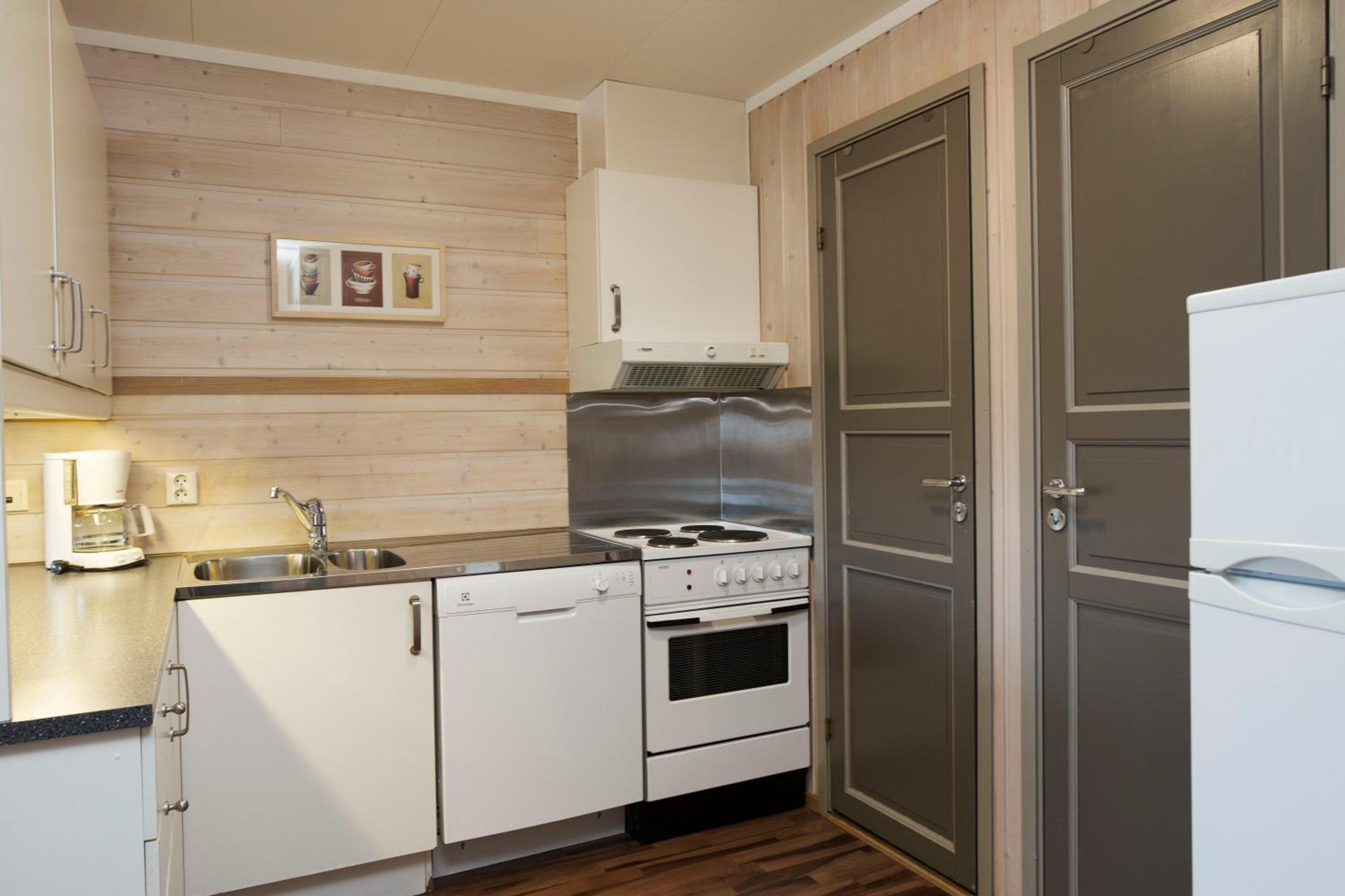 Apartment (4 Adults) - Photo 12