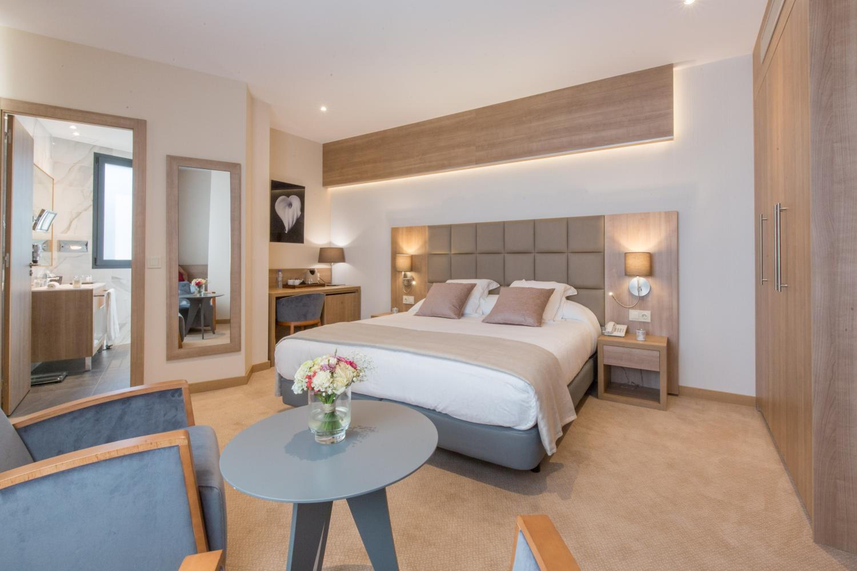 Presidential Suite photo 1