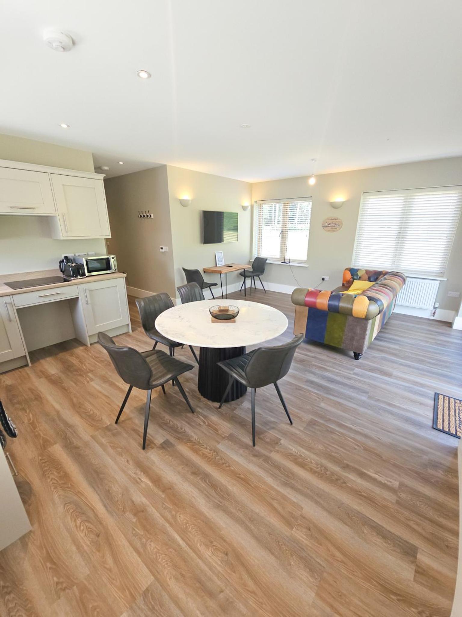 Hay's Wood Retreat - Feriehus, Billede 5