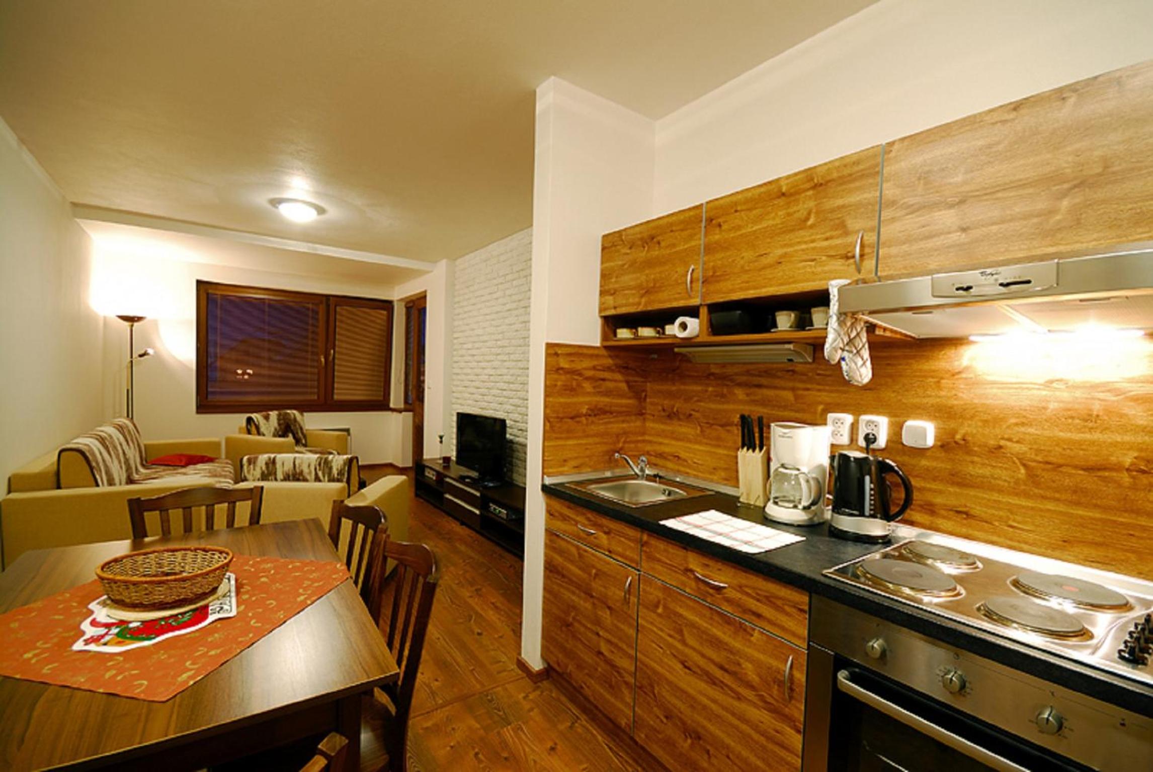 One-Bedroom Standard Apartment photo 3